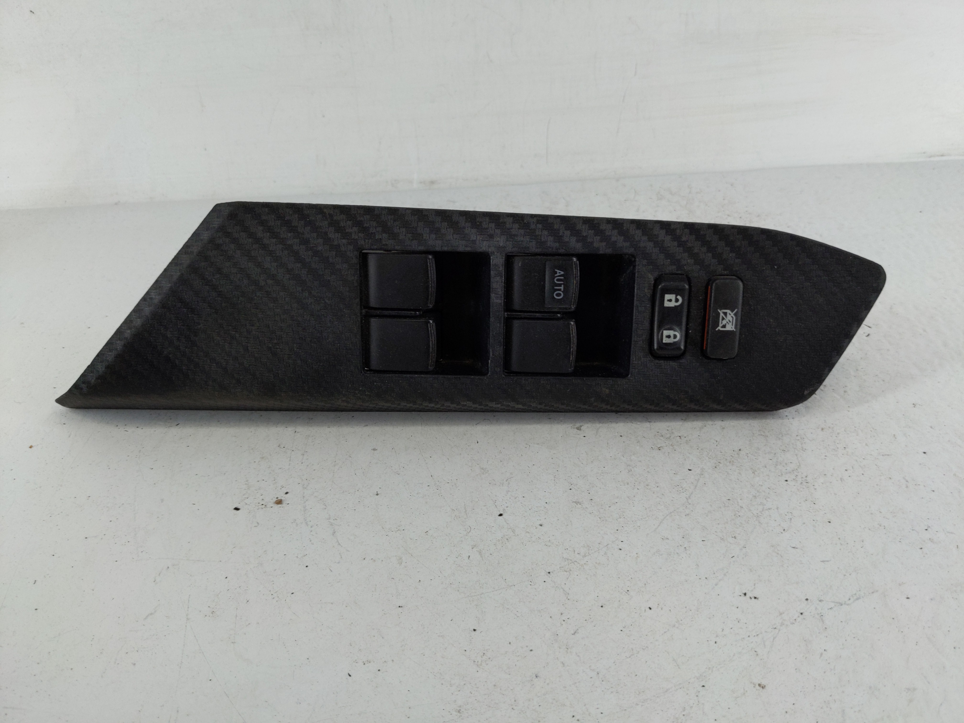2013-2018 Toyota Rav4 Driver Left Door Master Power Window Switch 1148453 - Oemusedautoparts1.com