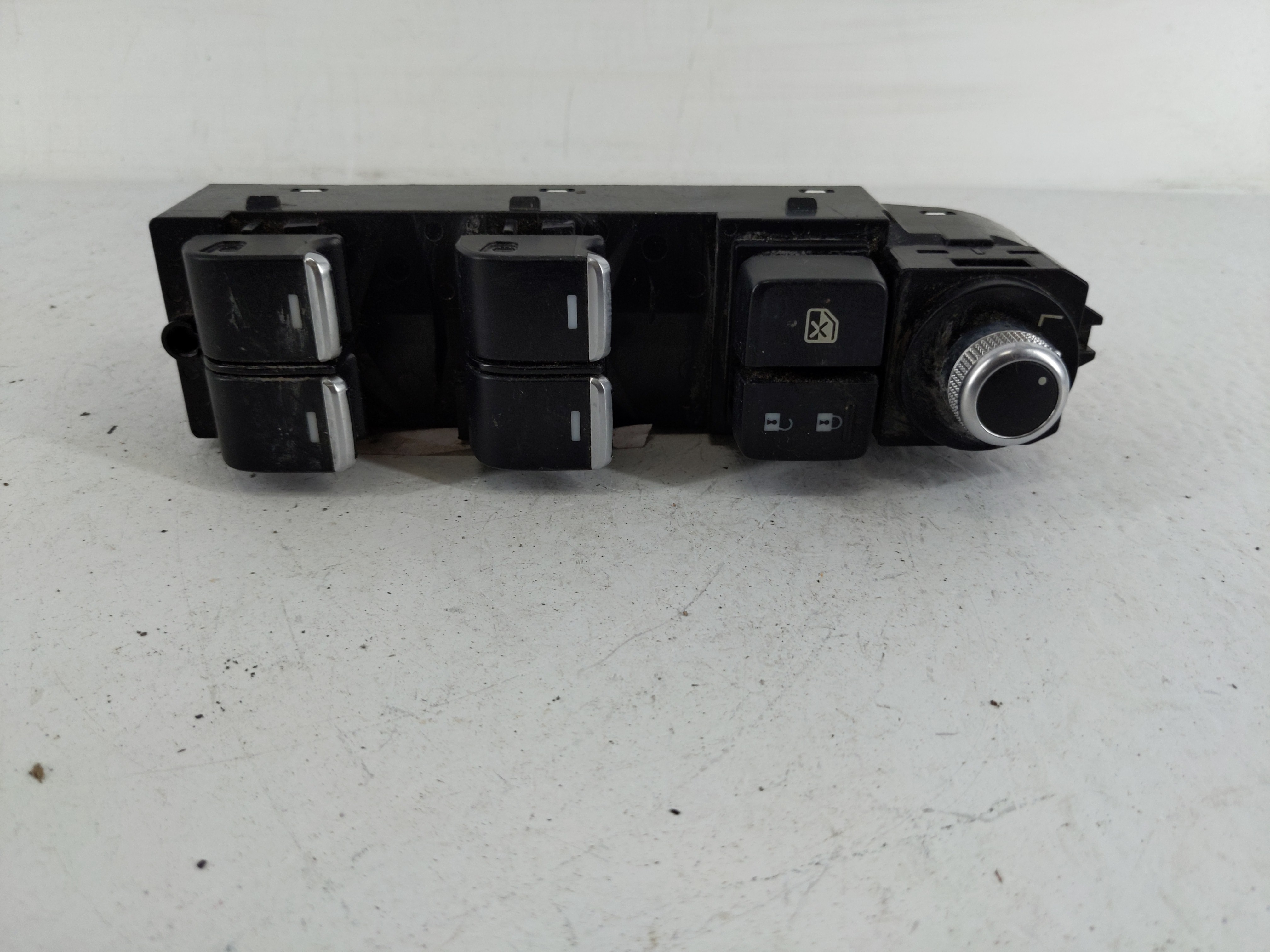 Picture of Aftermarket Mazda Driver Left Door Master Power Window Switch 1148461