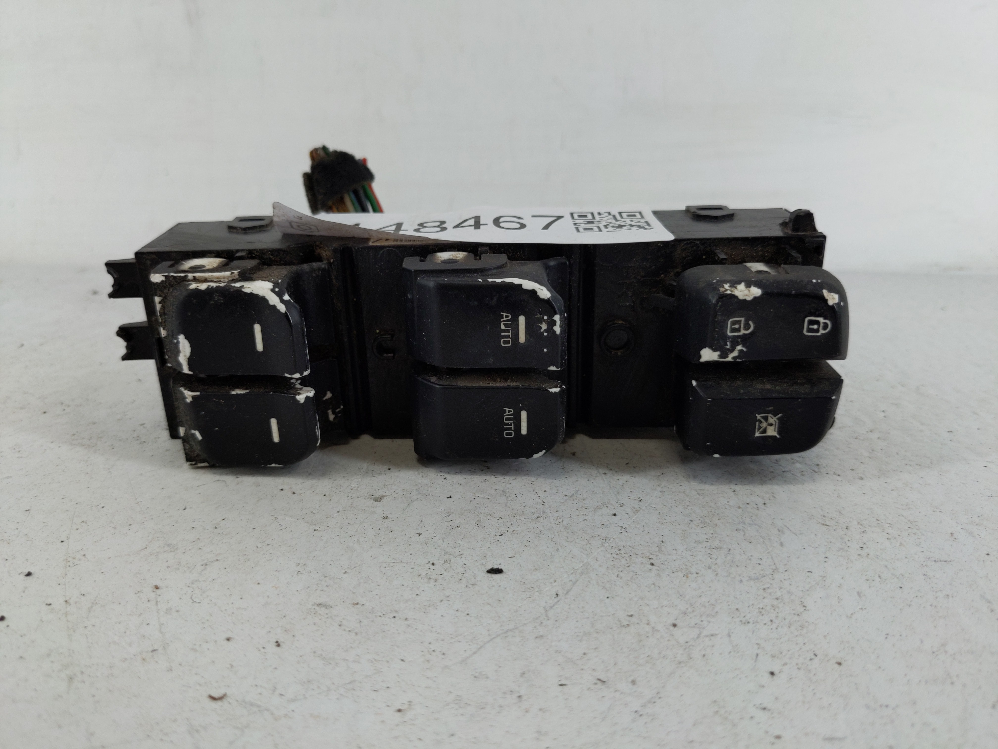 2014-2016 Kia Soul Driver Left Door Master Power Window Switch 1148467 - Oemusedautoparts1.com