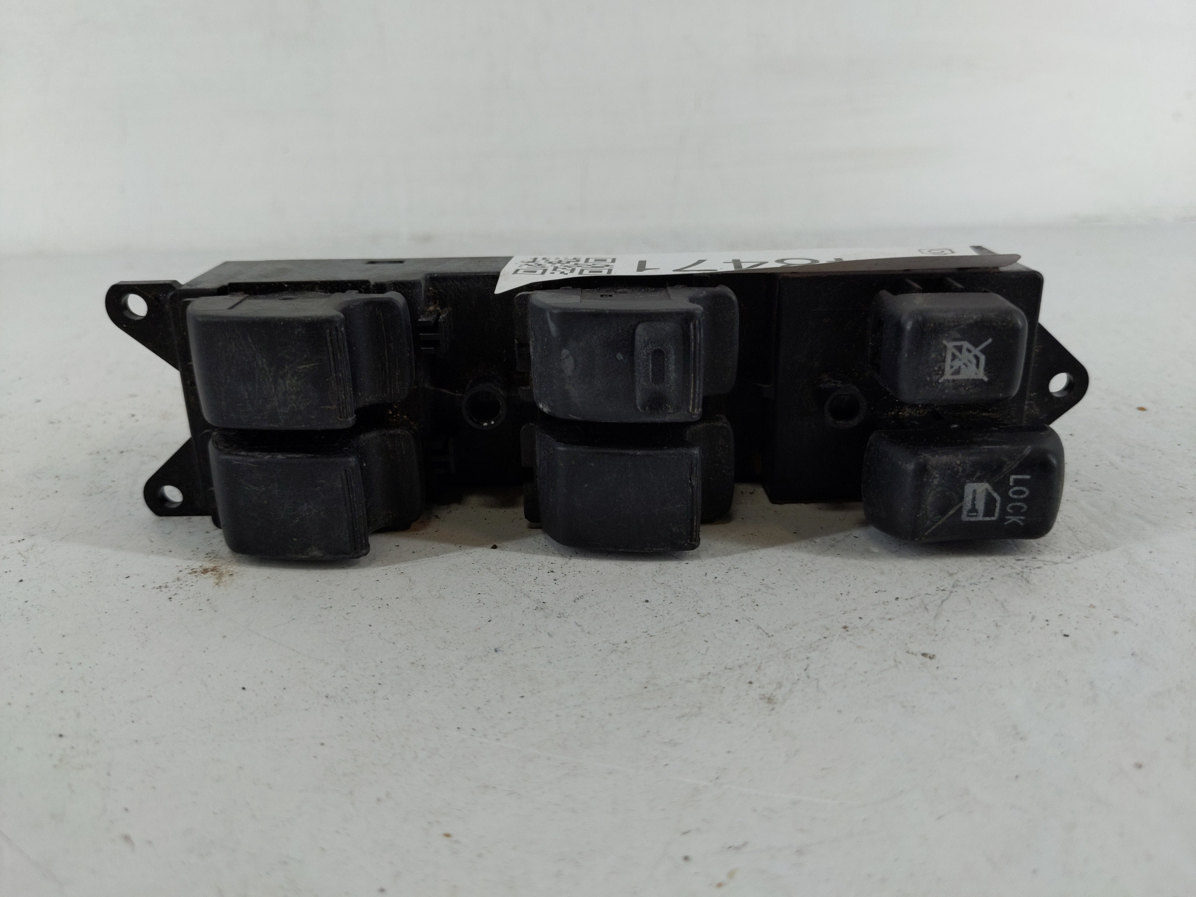 2014 Mitsubishi Outlander Sport Driver Left Door Master Power Window Switch 1148471 - Oemusedautoparts1.com