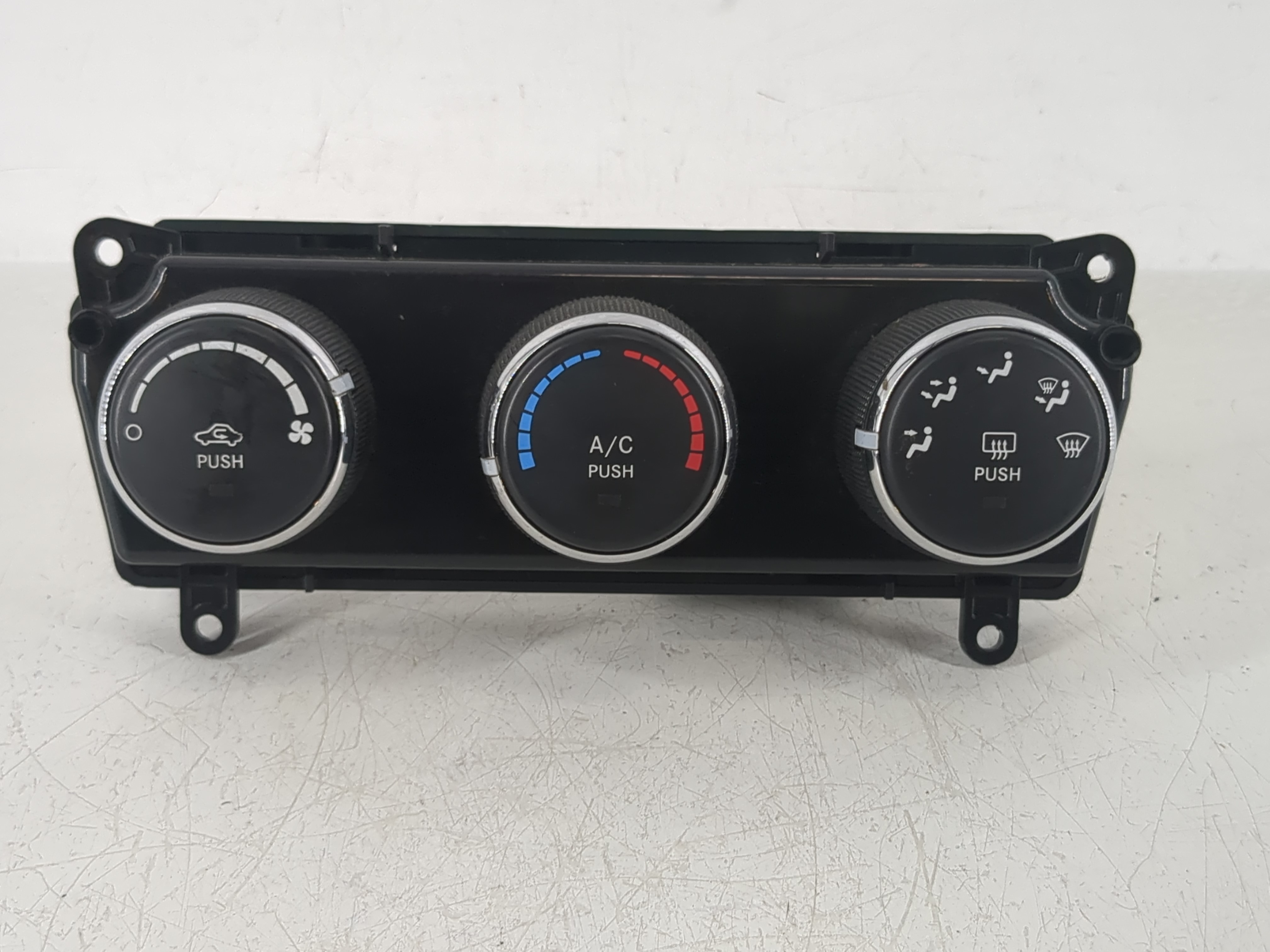 Jeep Compass Ac Heater Climate Control P55111278ae 1148496 - Oemusedautoparts1.com