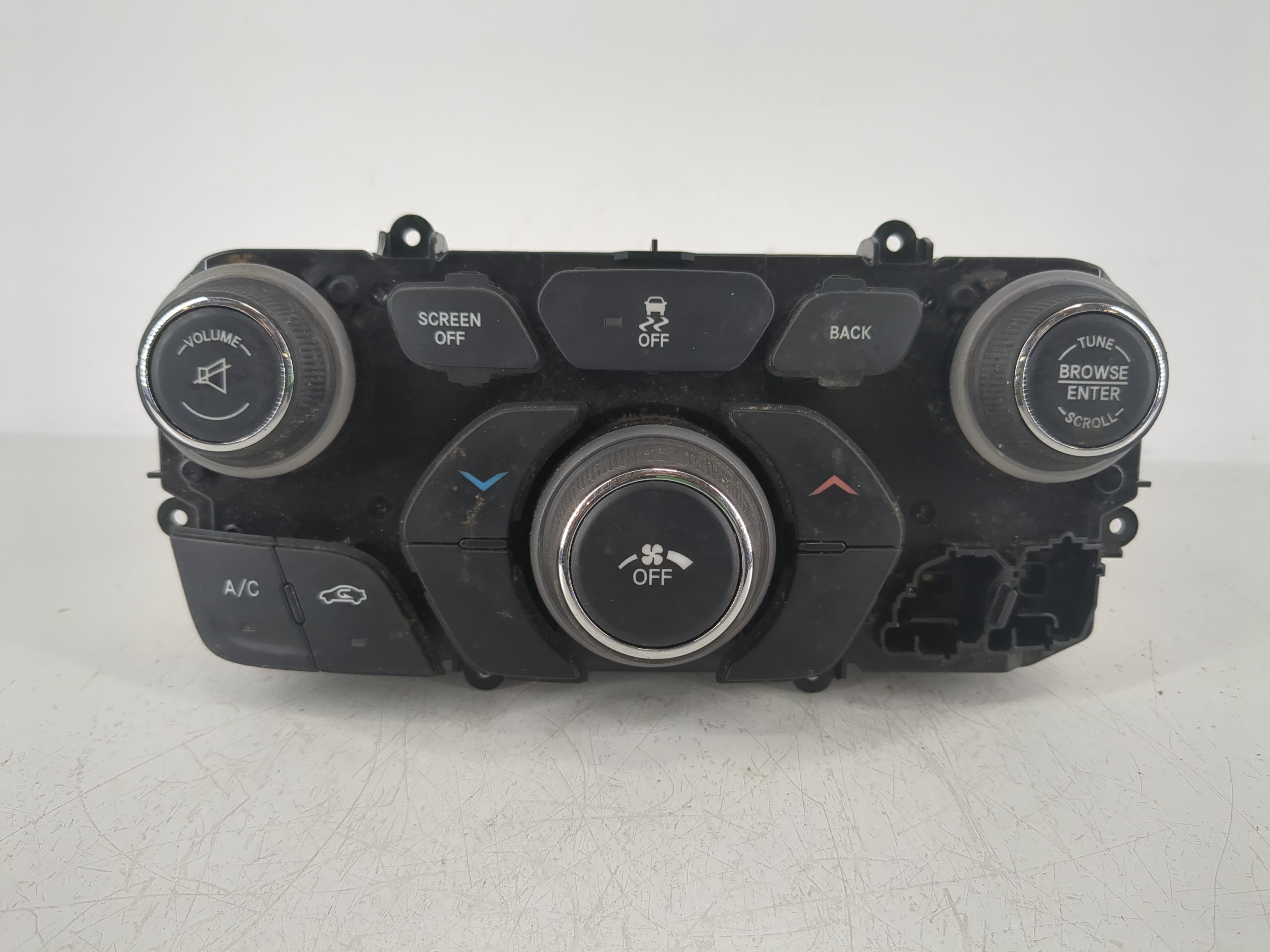 Picture of 2015-2015 Chrysler 200 Ac Heater Climate Control 05091529ag 1148498