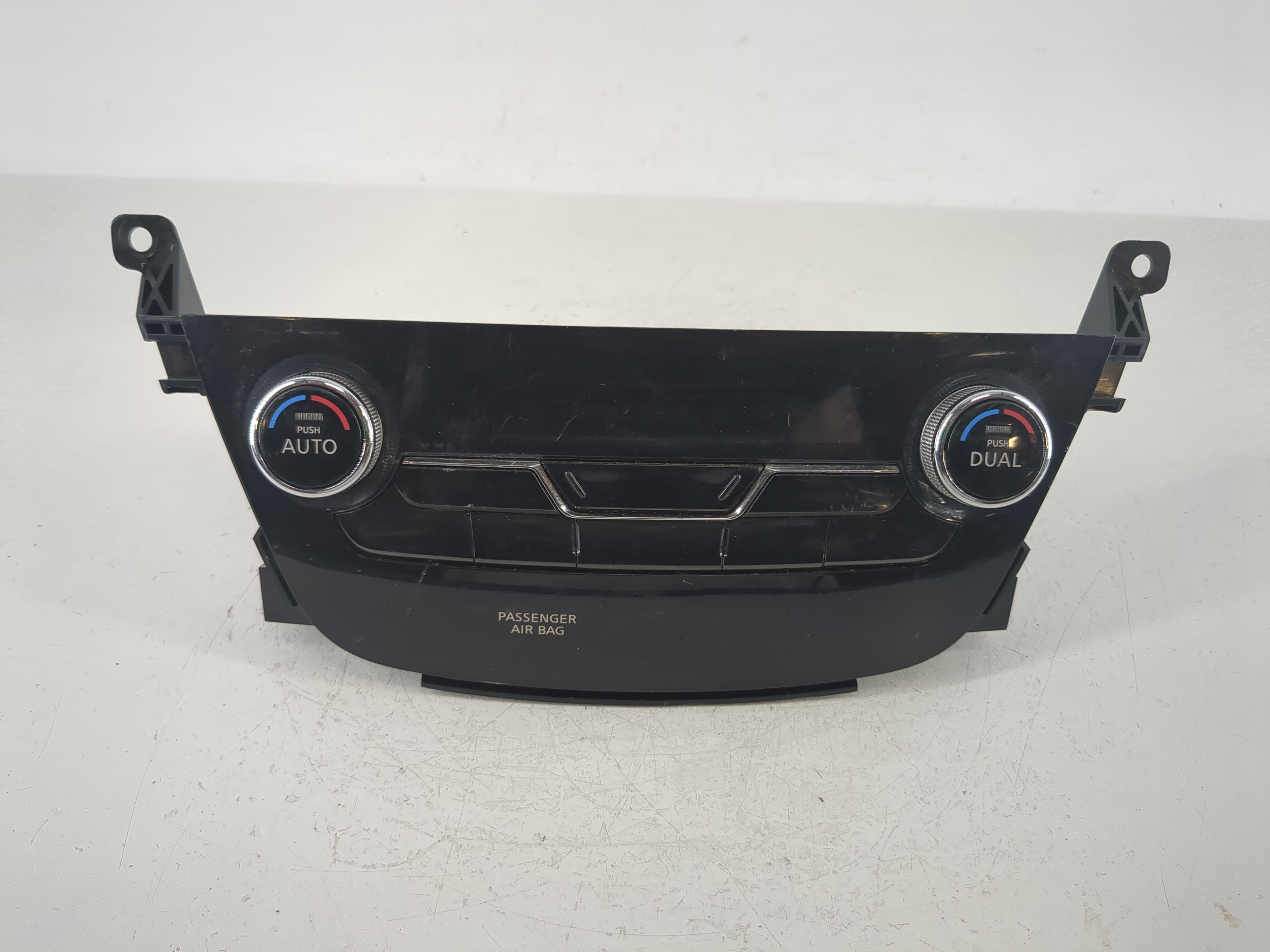 Picture of 2017-2022 Nissan Murano Ac Heater Climate Control 27500 9uc1c 1148500