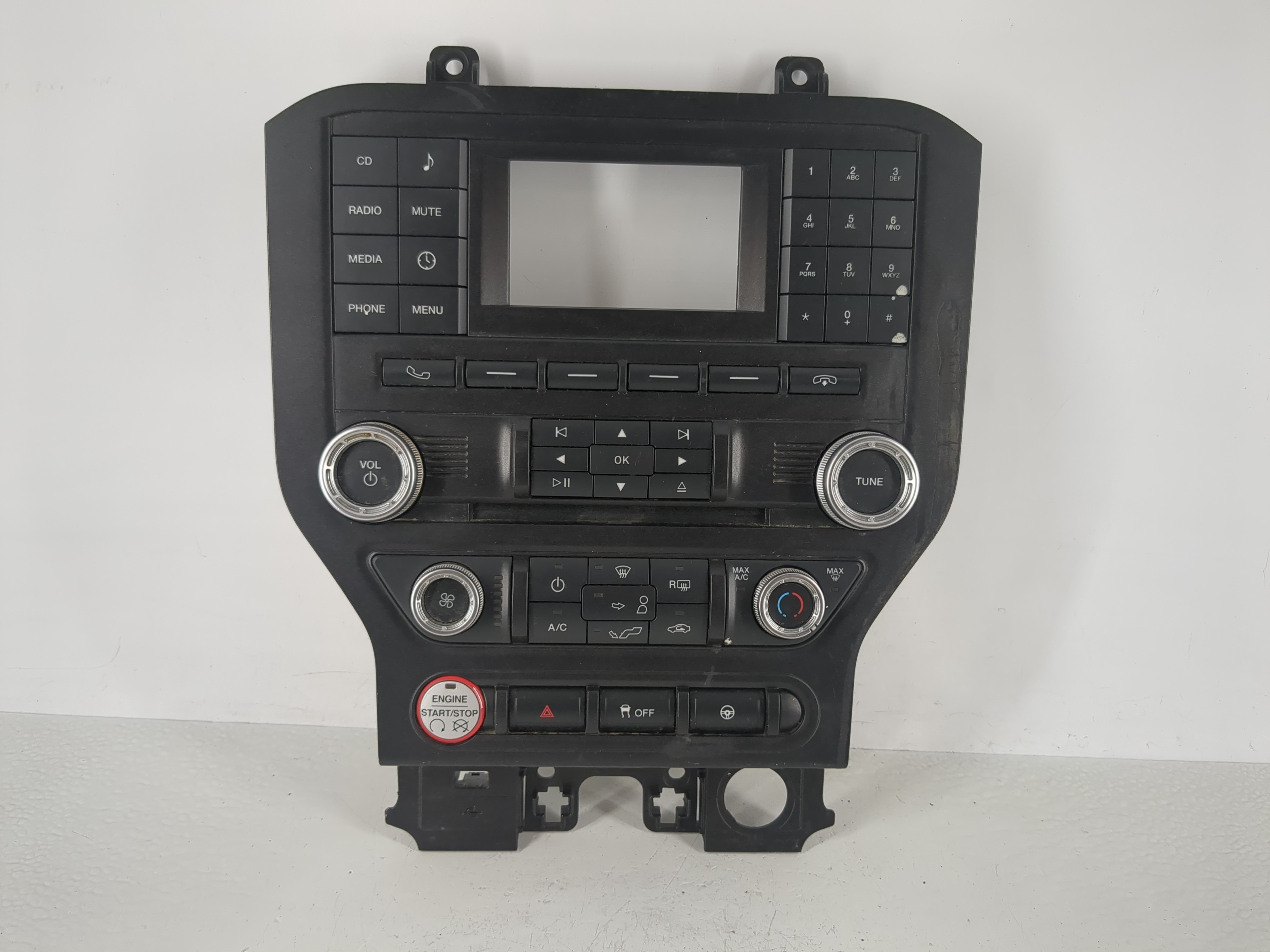 2015-2016 Ford Mustang Am Fm Cd Player Radio Receiver 1148505 - Oemusedautoparts1.com