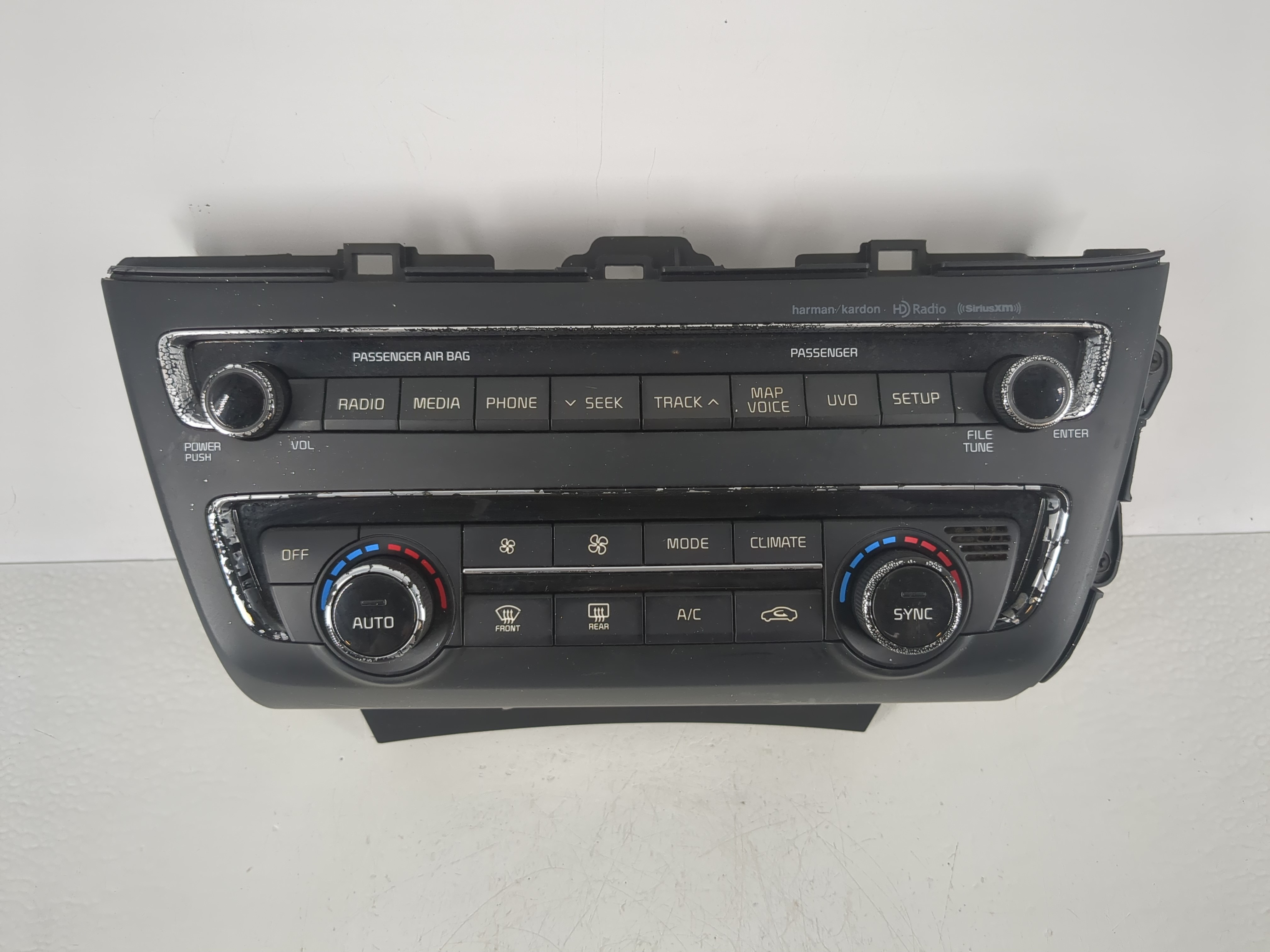 2016-2018 Kia Optima Ac Heater Climate Control 97250-d5701 1148507 - Oemusedautoparts1.com
