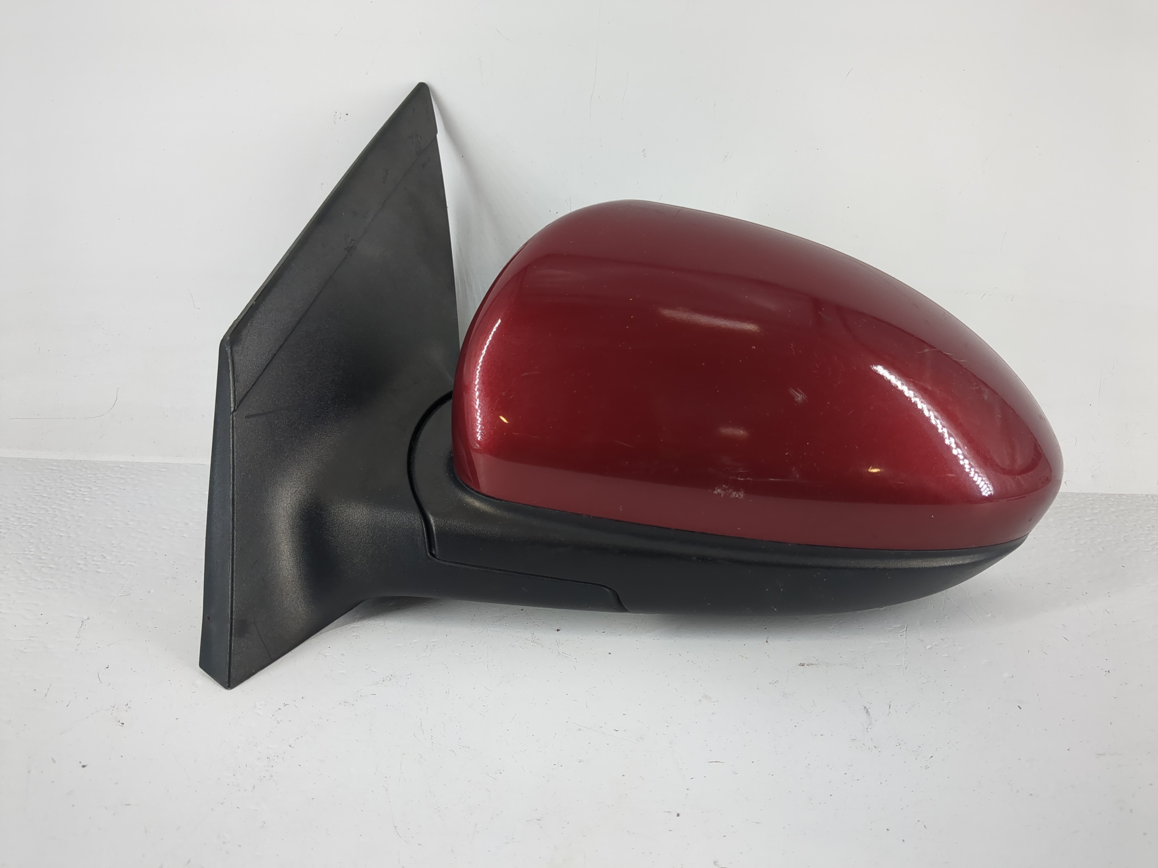 2011-2016 Chevrolet Cruze Driver Left Side View Manual Door Mirror Red 1148534 - Oemusedautoparts1.com