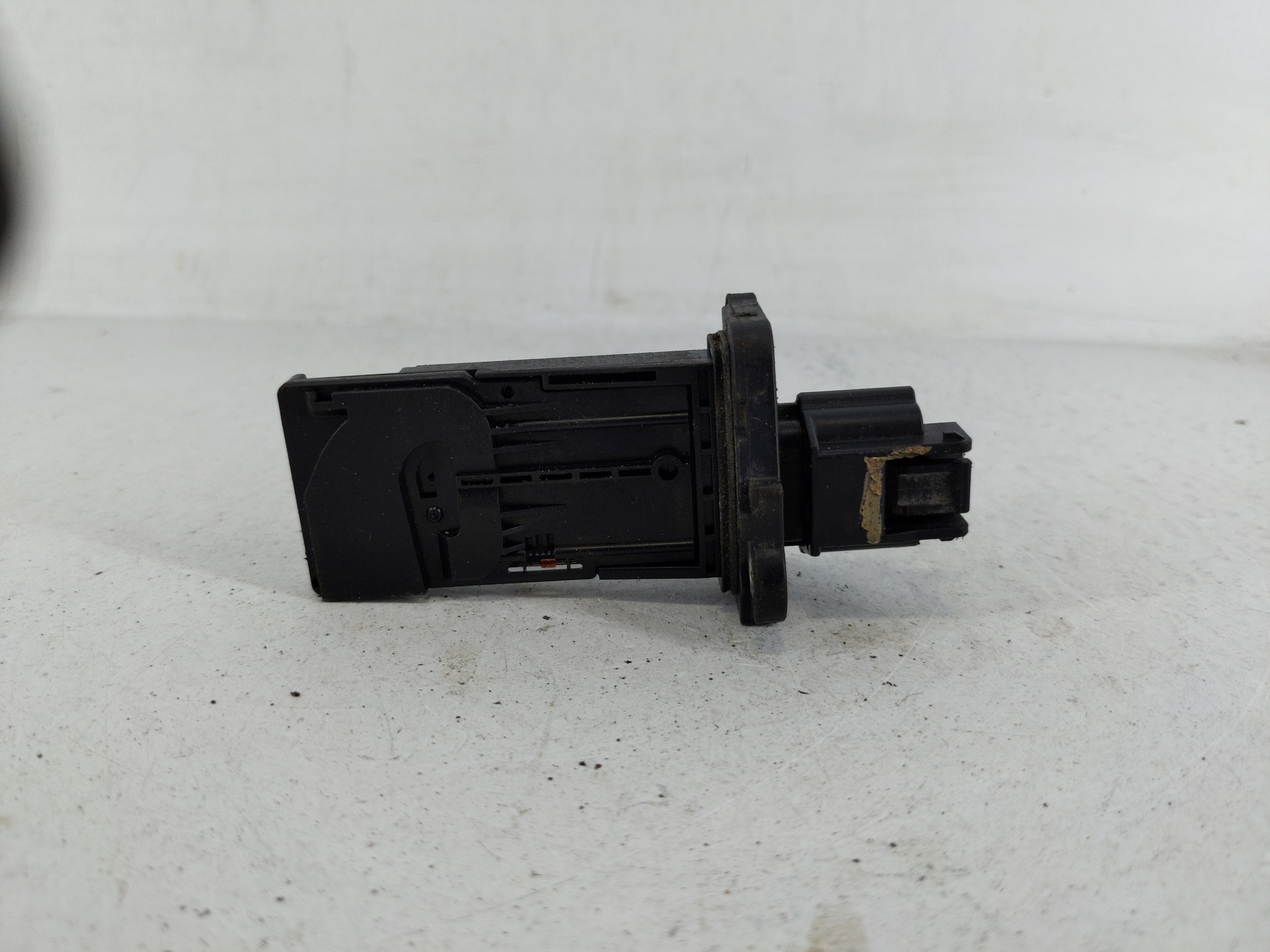 2015-2016 Nissan Pathfinder Mass Air Flow Meter Maf 1148624 - Oemusedautoparts1.com