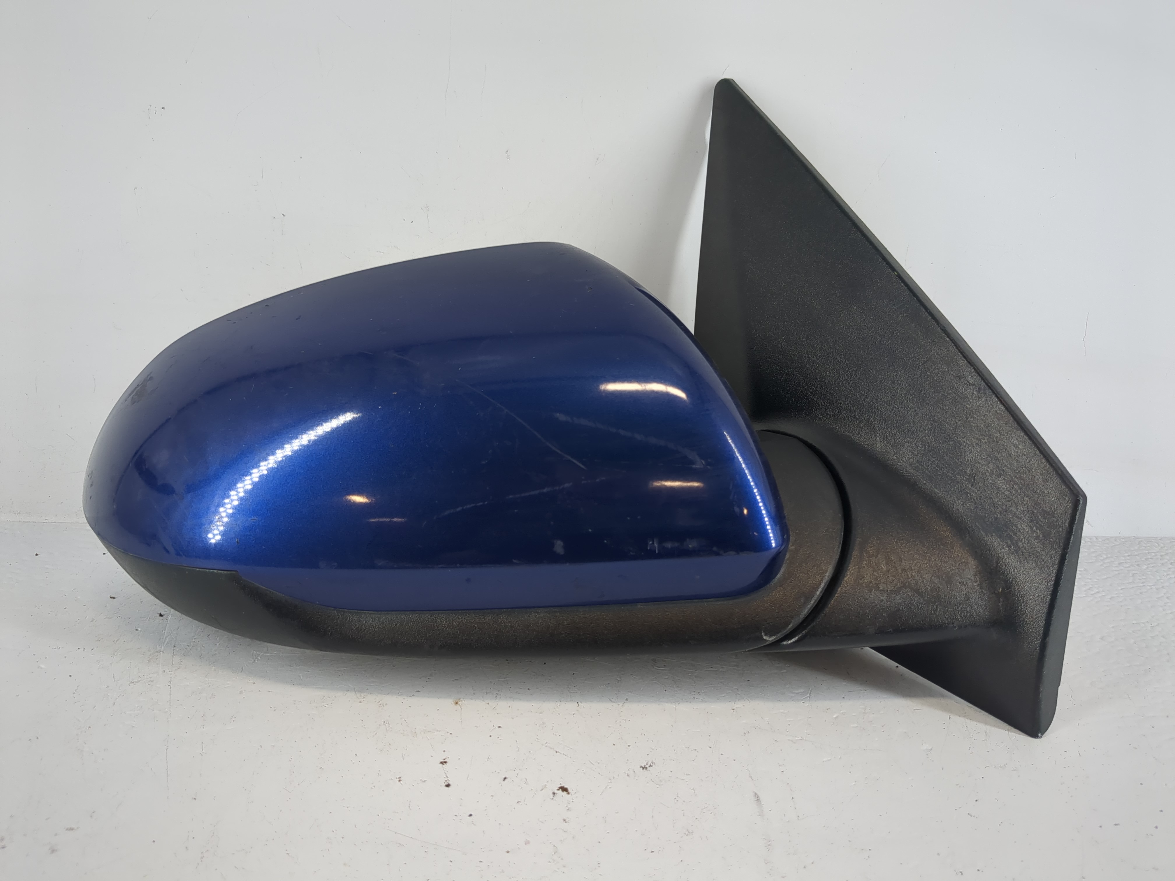 2021 Kia Rio Passenger Right Side View Power Door Mirror Blue 1148684 - Oemusedautoparts1.com
