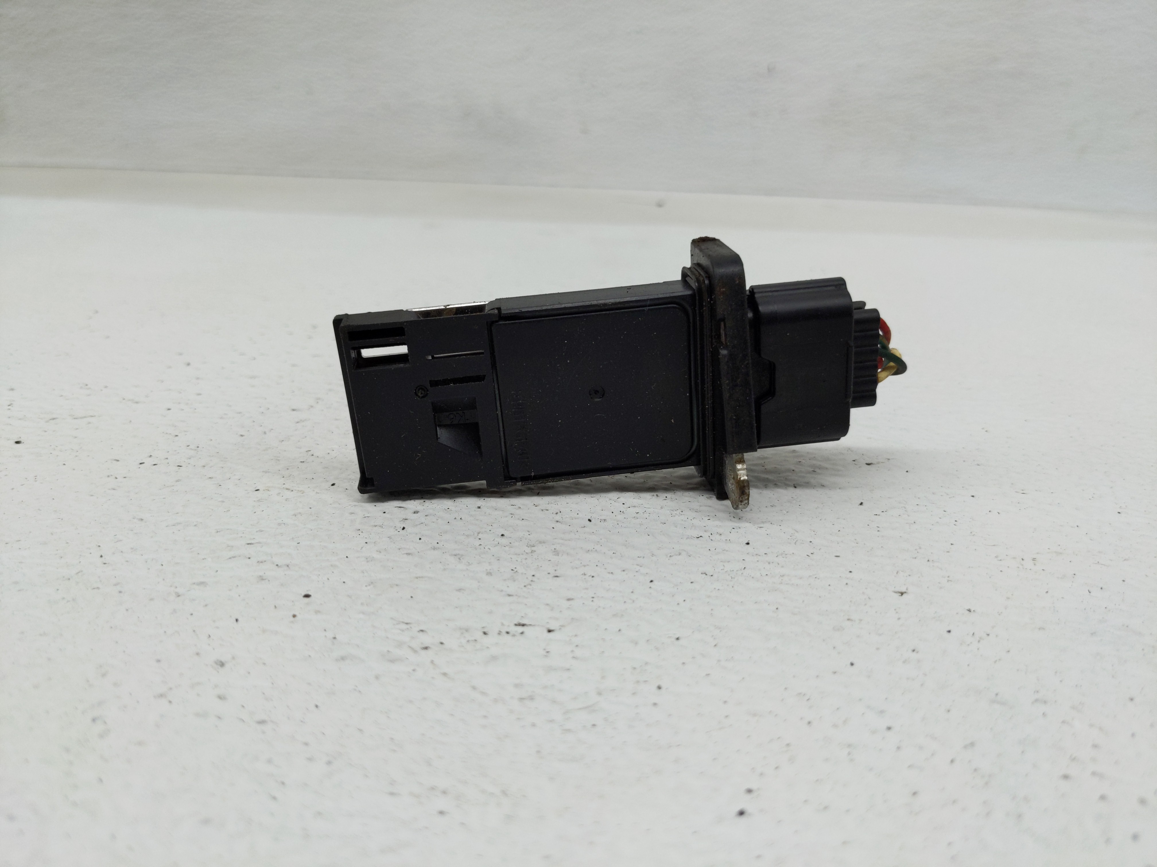 2004-2022 Nissan Titan Mass Air Flow Meter Maf 1148693 - Oemusedautoparts1.com