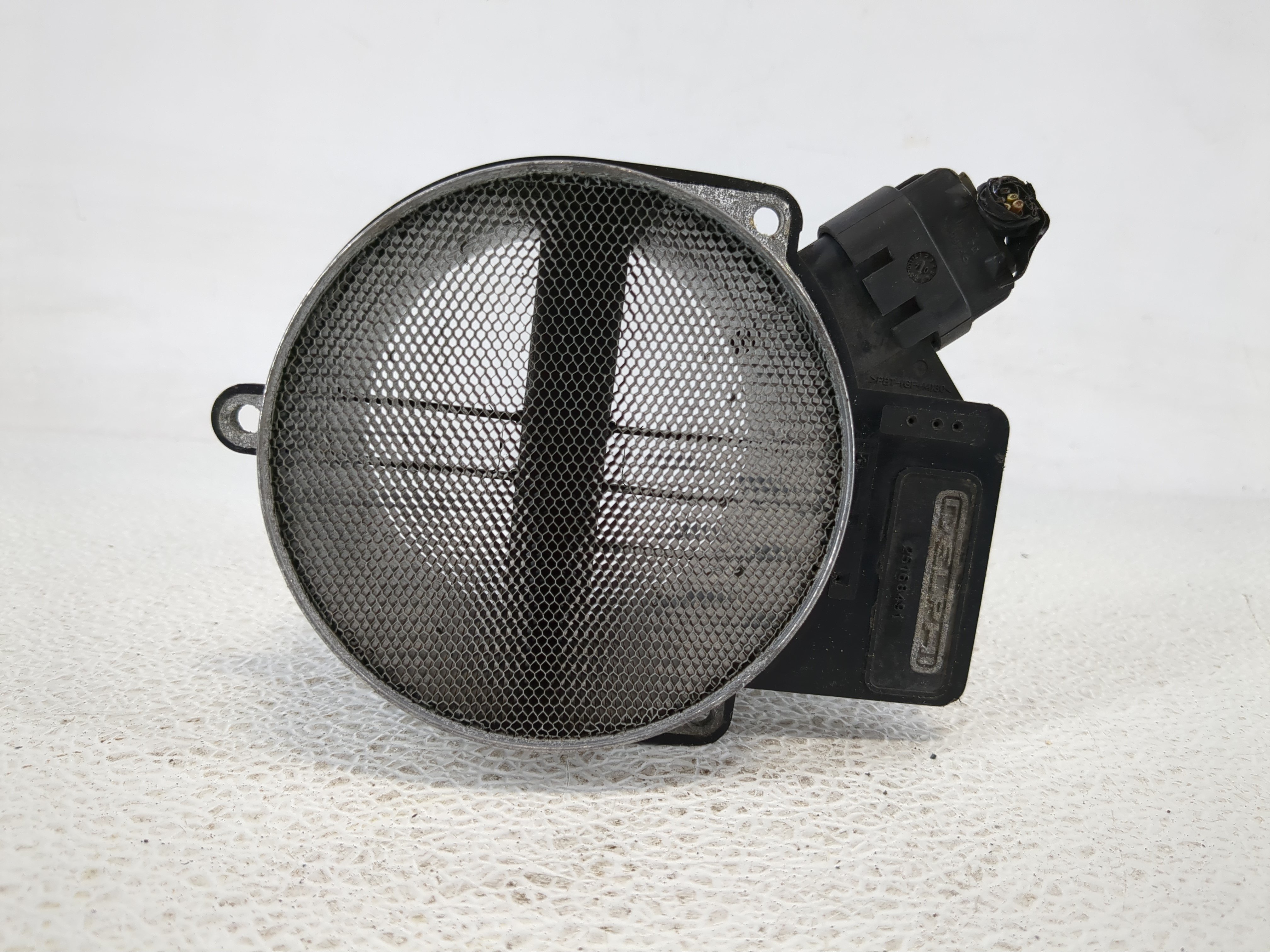 2000-2006 Chevrolet Tahoe Mass Air Flow Meter Maf 1148714 - Oemusedautoparts1.com