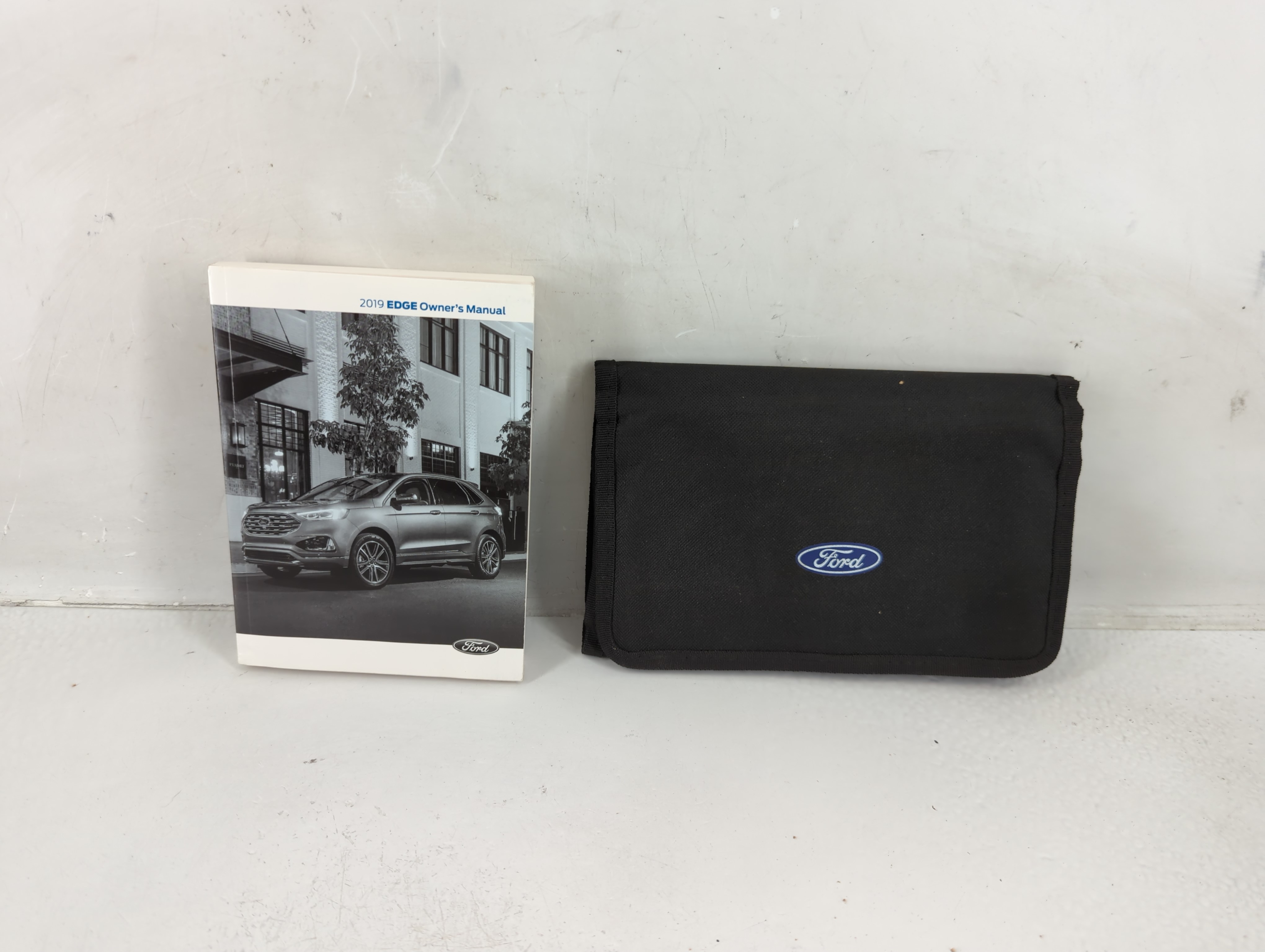 2019 Ford Edge Owners Manual Book Guide 1148719 - Oemusedautoparts1.com