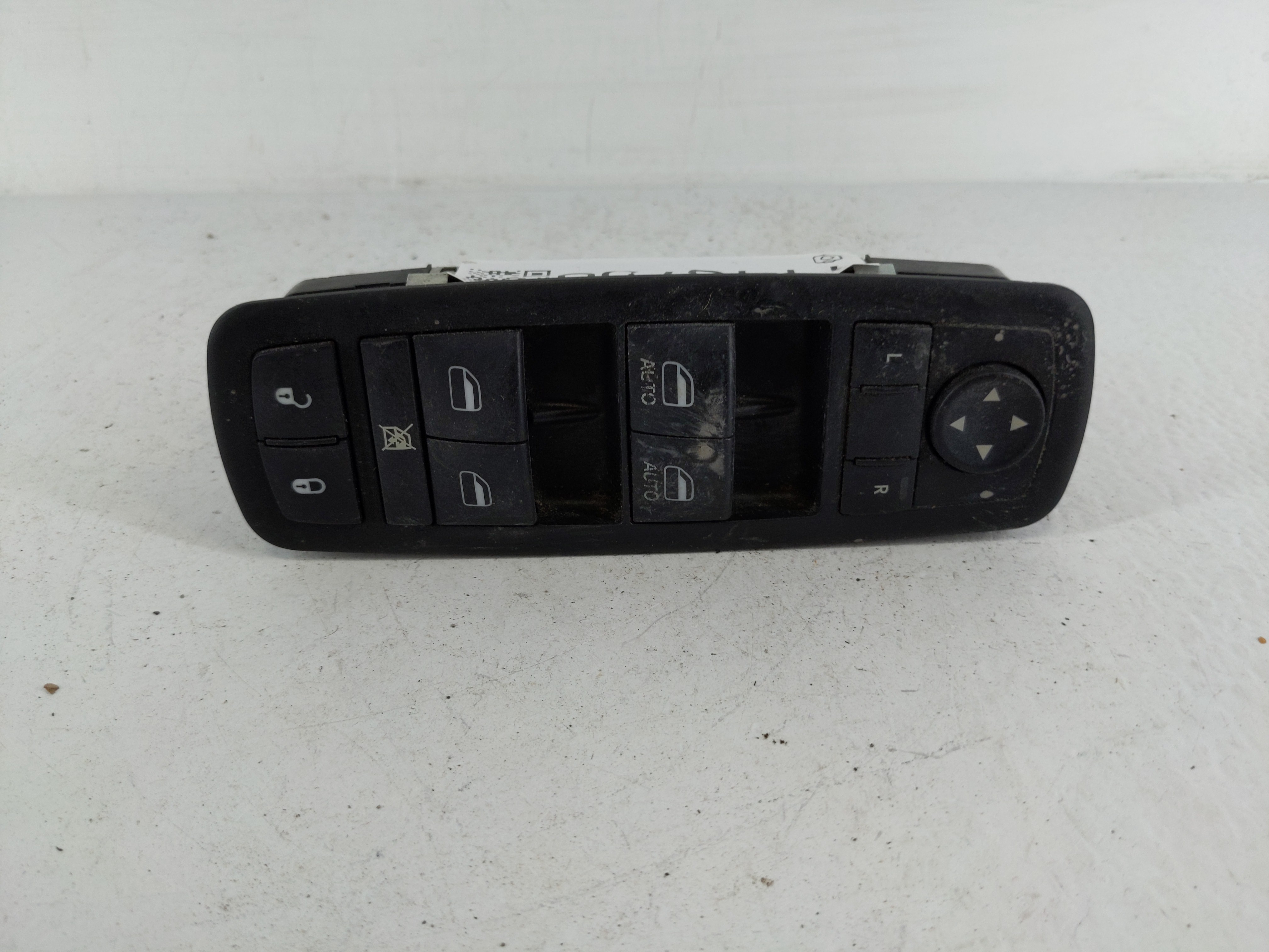 2011-2013 Dodge Durango Driver Left Door Master Power Window Switch 1148788 - Oemusedautoparts1.com