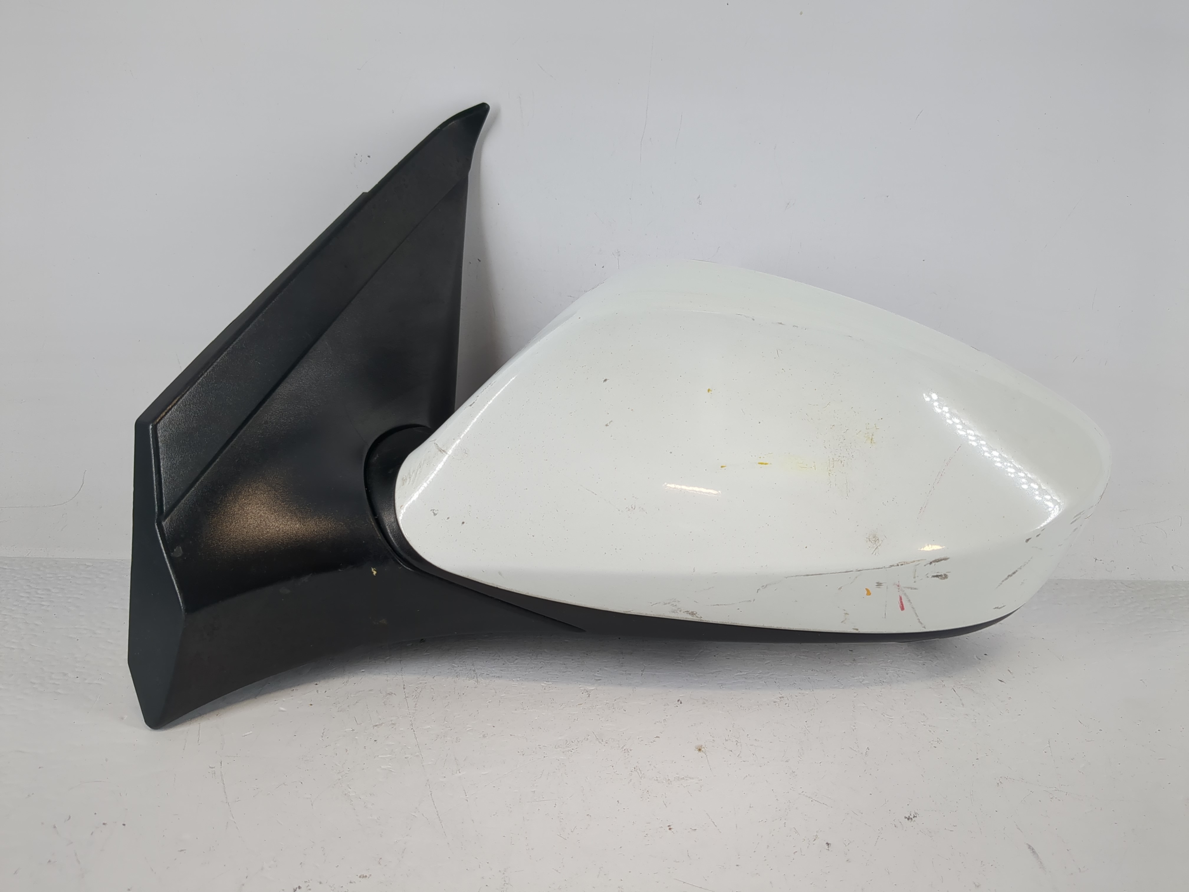 2012-2017 Hyundai Accent Passenger Right Side View Power Door Mirror 1148808 - Oemusedautoparts1.com