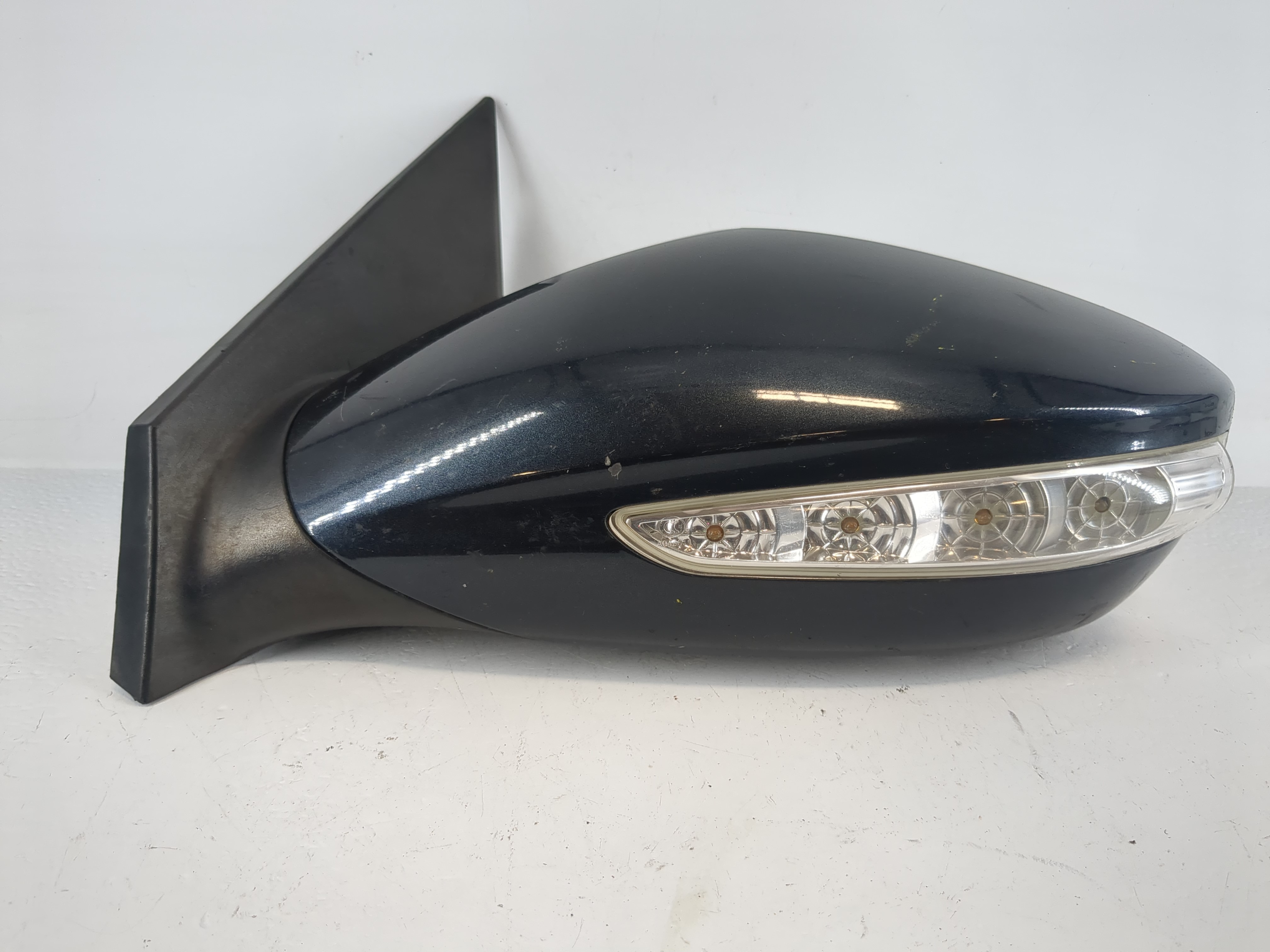 2014-2014 Hyundai Sonata Driver Left Side View Power Door Mirror Blue 1148810 - Oemusedautoparts1.com
