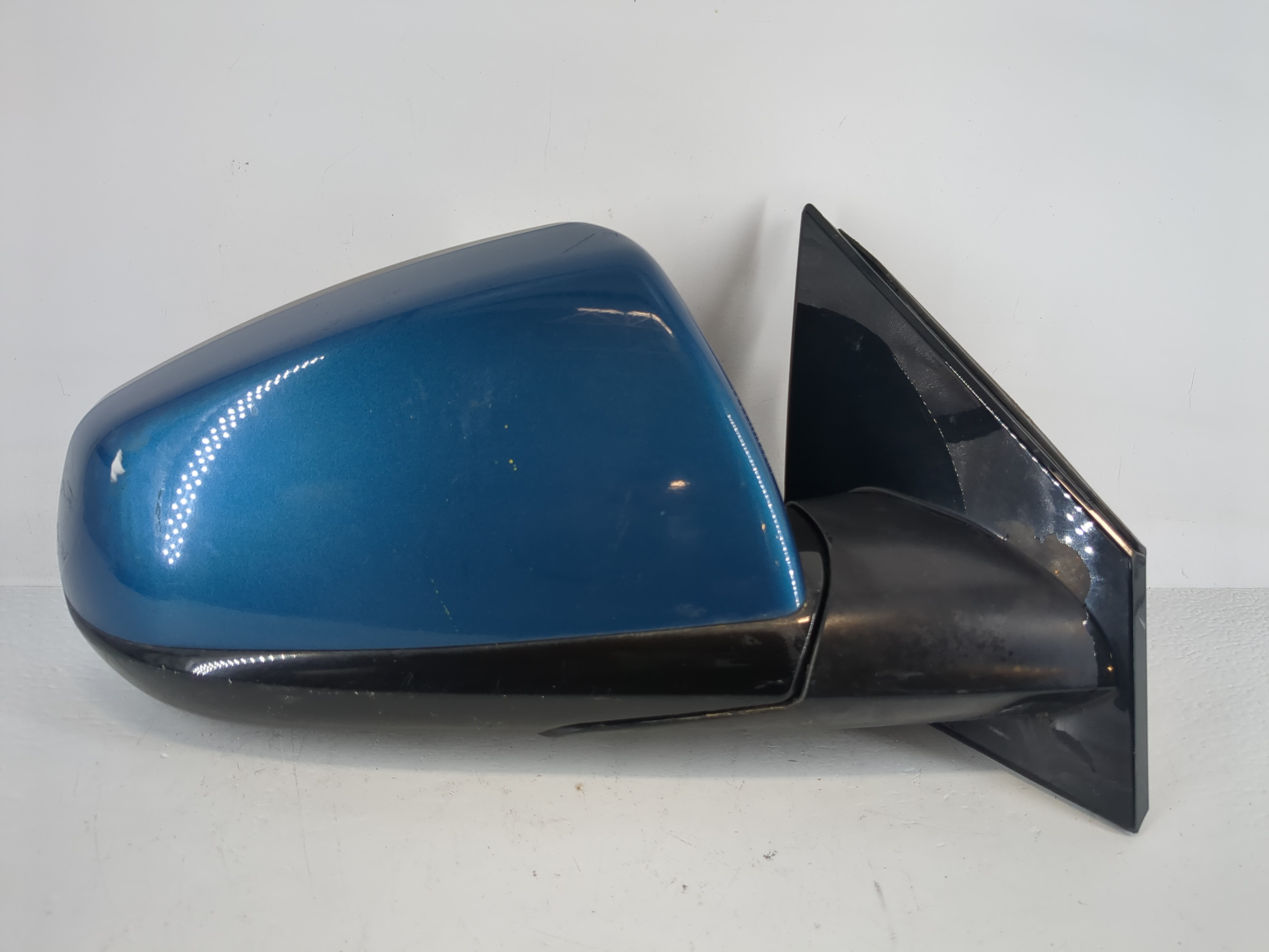 2010-2010 Cadillac Srx Passenger Right Side View Power Door Mirror Blue 1148815 - Oemusedautoparts1.com
