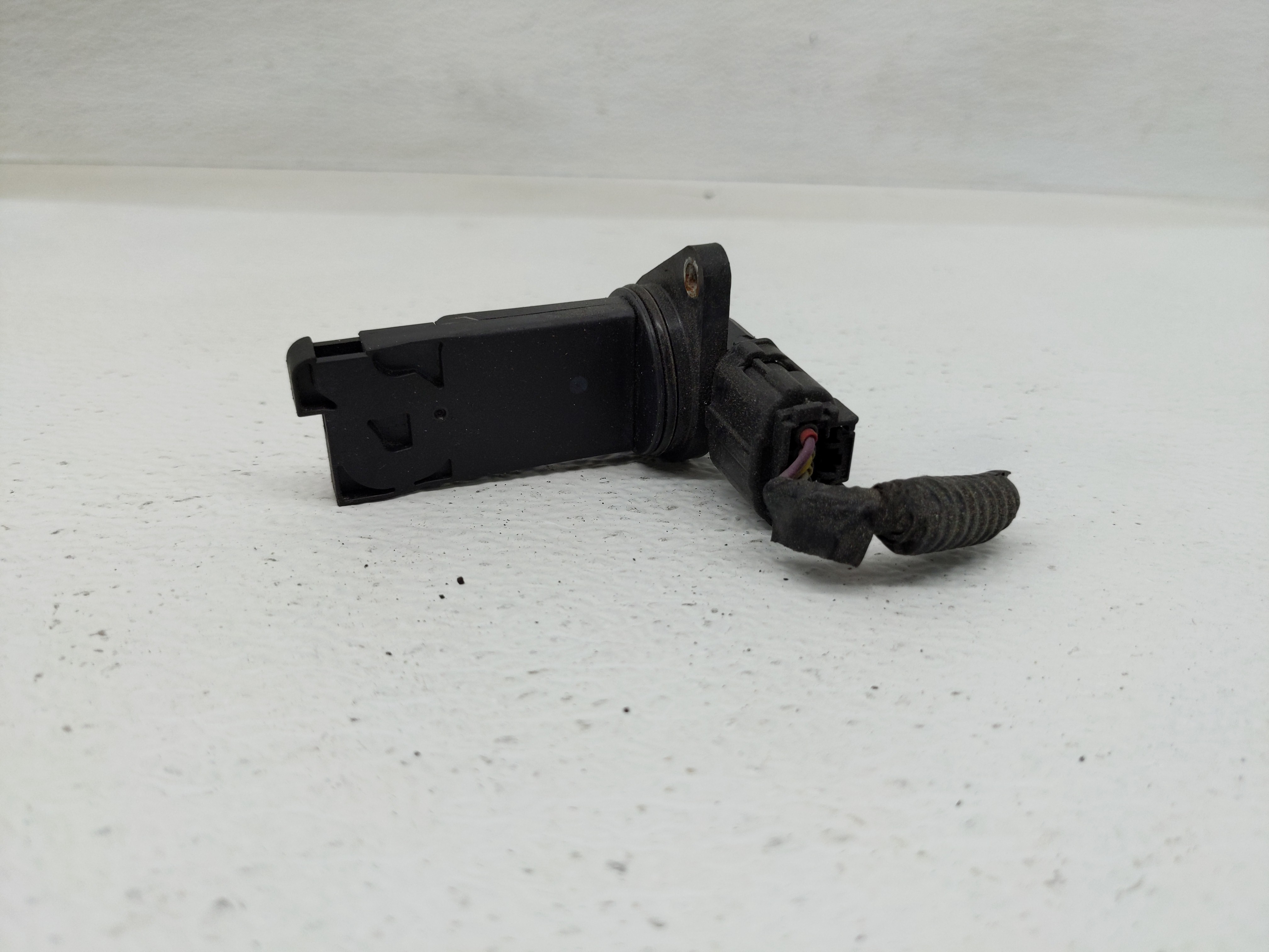 2014-2017 Mitsubishi Outlander Sport Mass Air Flow Meter Maf 1148824 - Oemusedautoparts1.com
