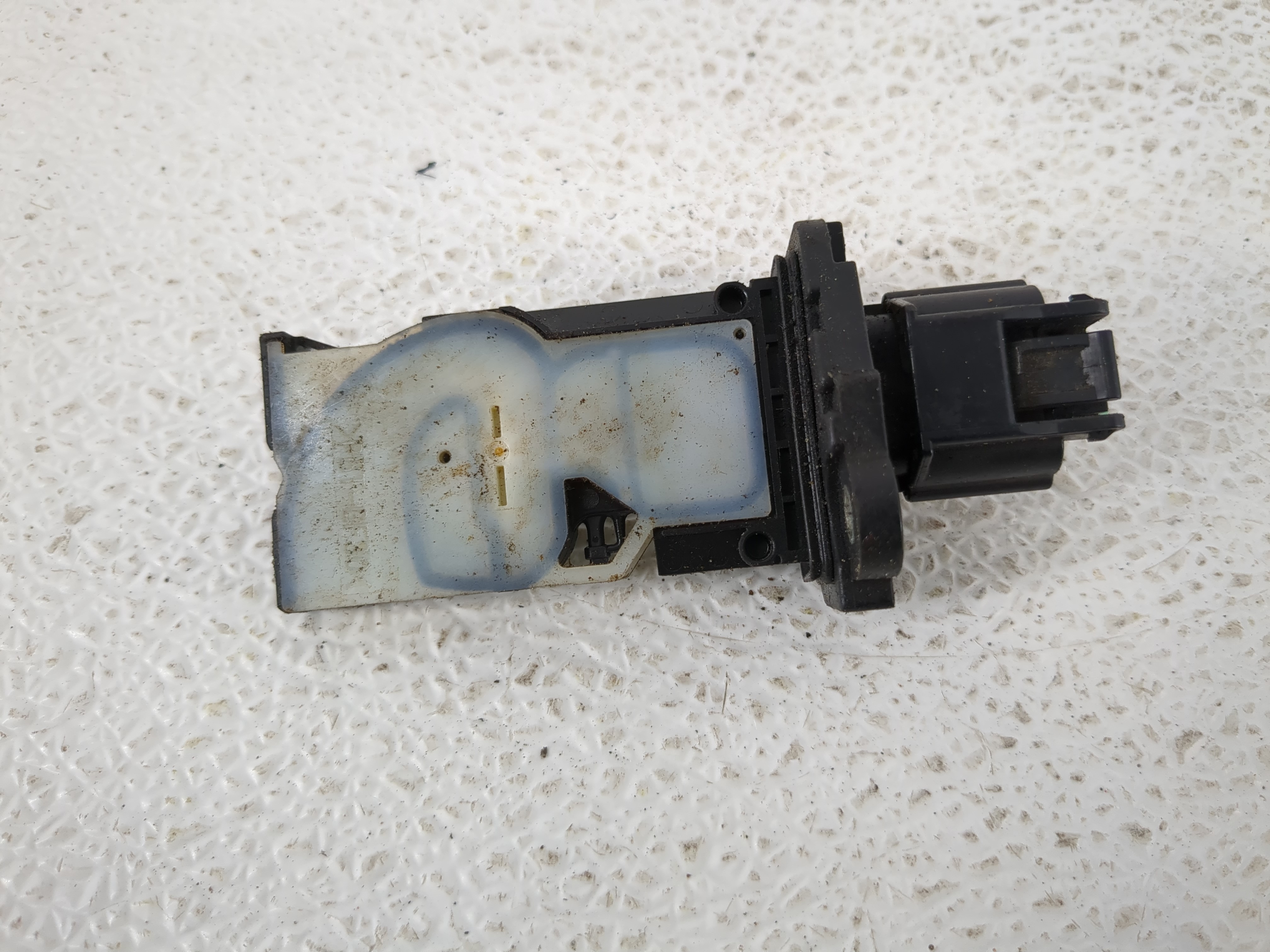 2017-2020 Nissan Pathfinder Mass Air Flow Meter Maf 1148841 - Oemusedautoparts1.com