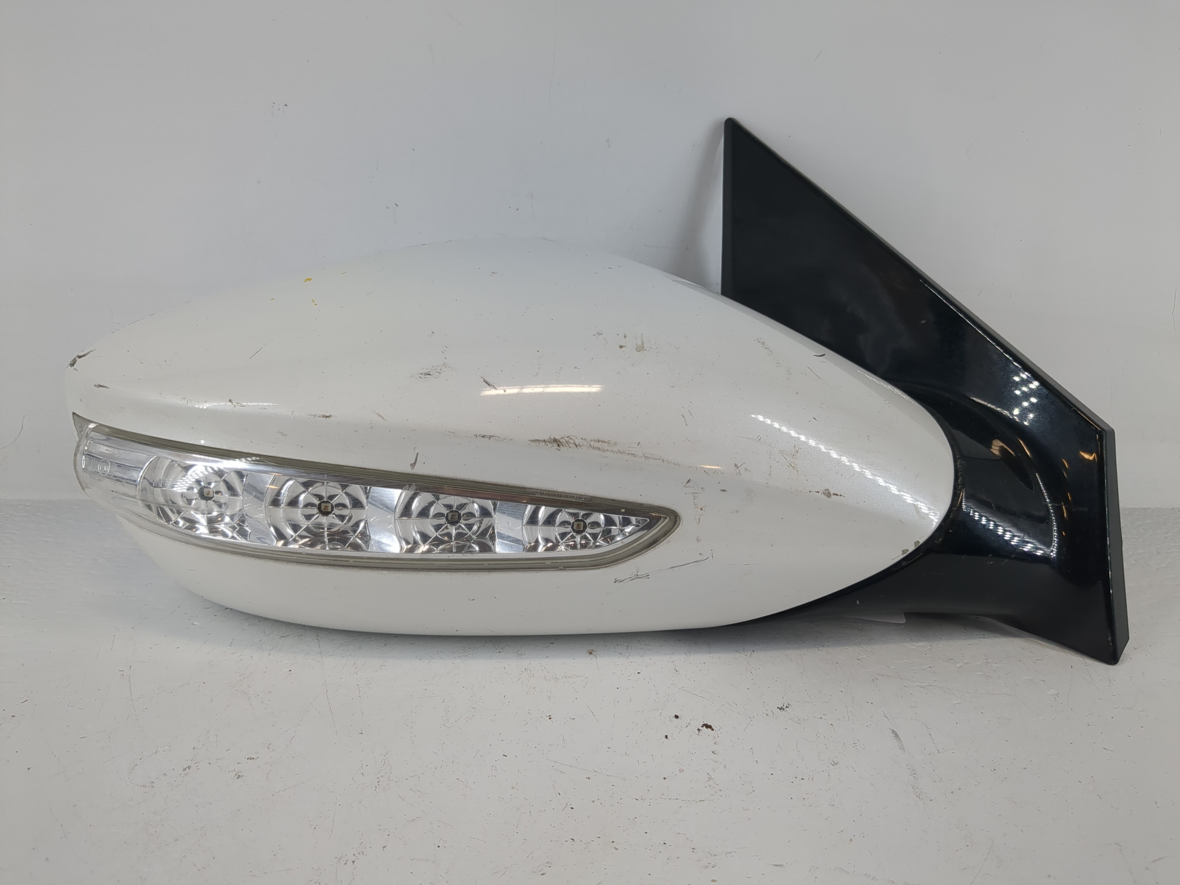 2011-2015 Hyundai Sonata Passenger Right Side View Power Door Mirror 1148917 - Oemusedautoparts1.com