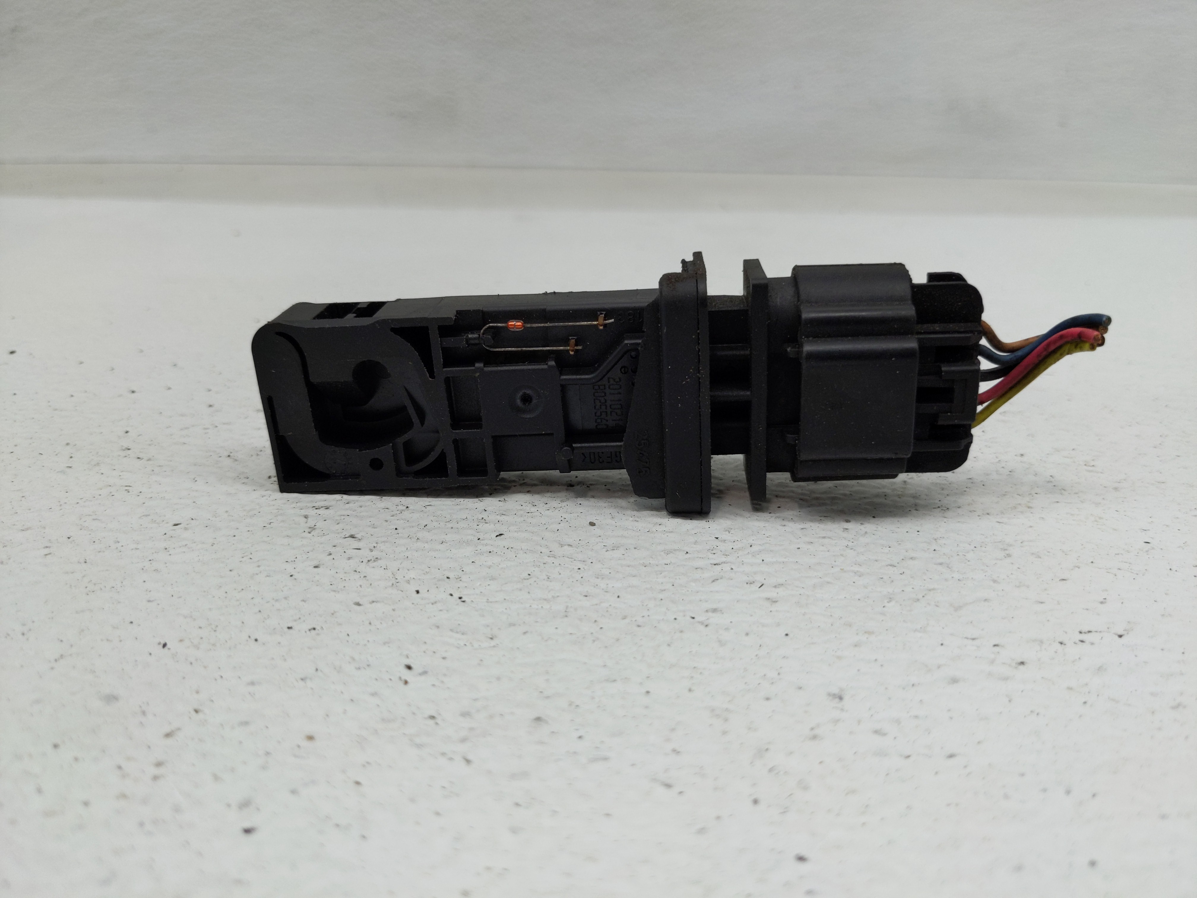 2008-2011 Cadillac Cts Mass Air Flow Meter Maf 1148966 - Oemusedautoparts1.com
