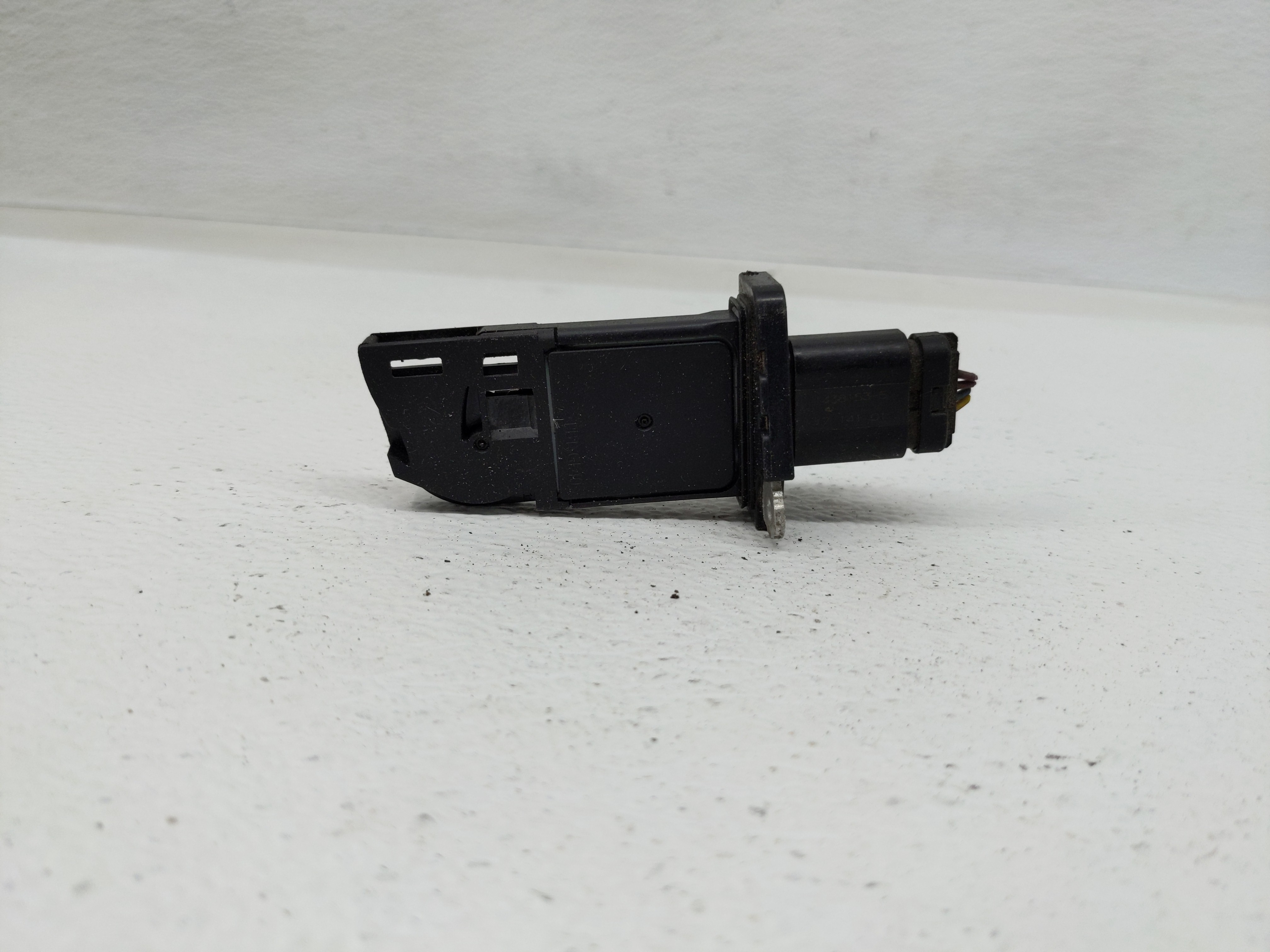 2017-2020 Ford Fusion Mass Air Flow Meter Maf 1148969 - Oemusedautoparts1.com