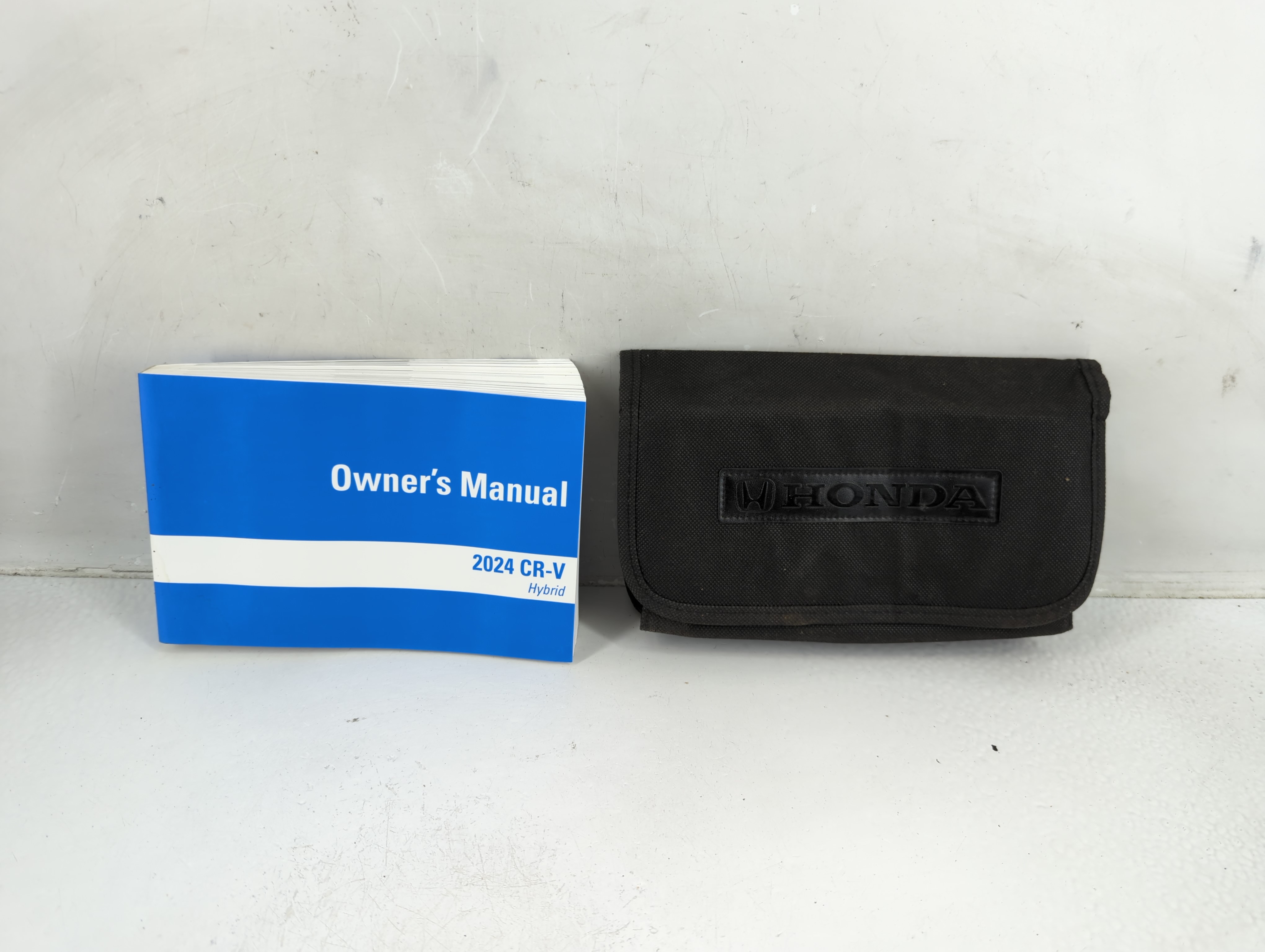 Picture of 2024 Honda Cr-v Owners Manual Book Guide 1149002