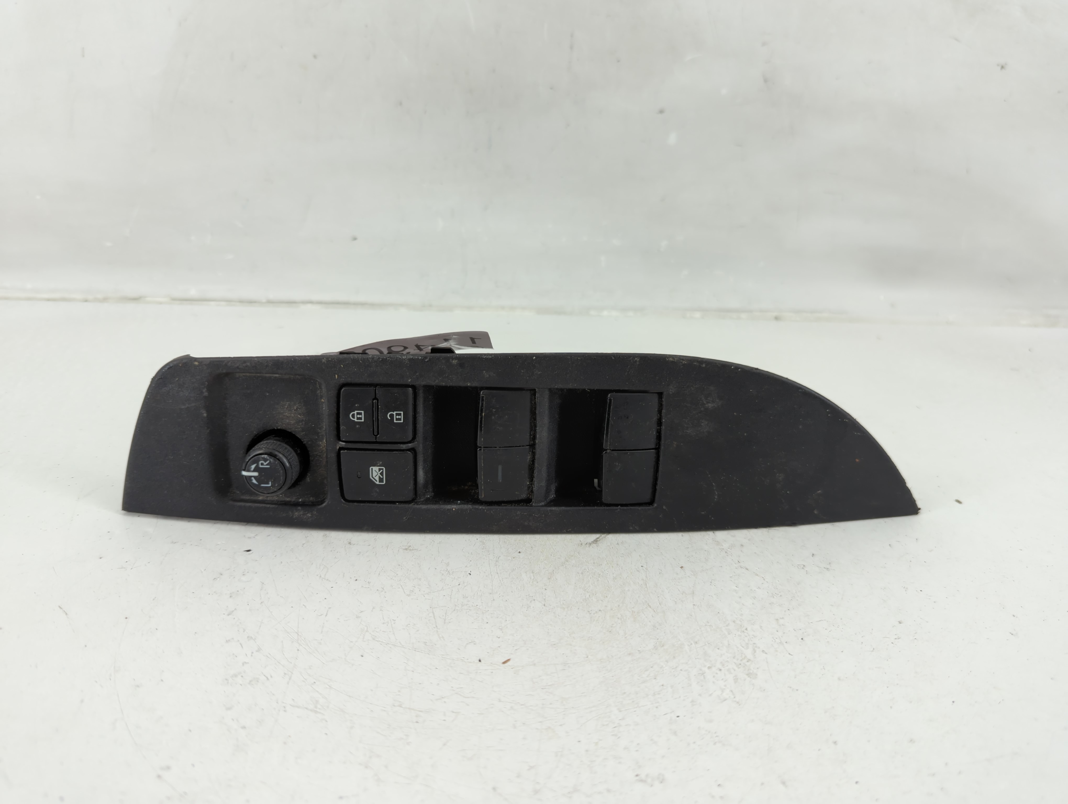 Toyota Corolla Driver Left Door Master Power Window Switch 84040-12150 1149099 - Oemusedautoparts1.com