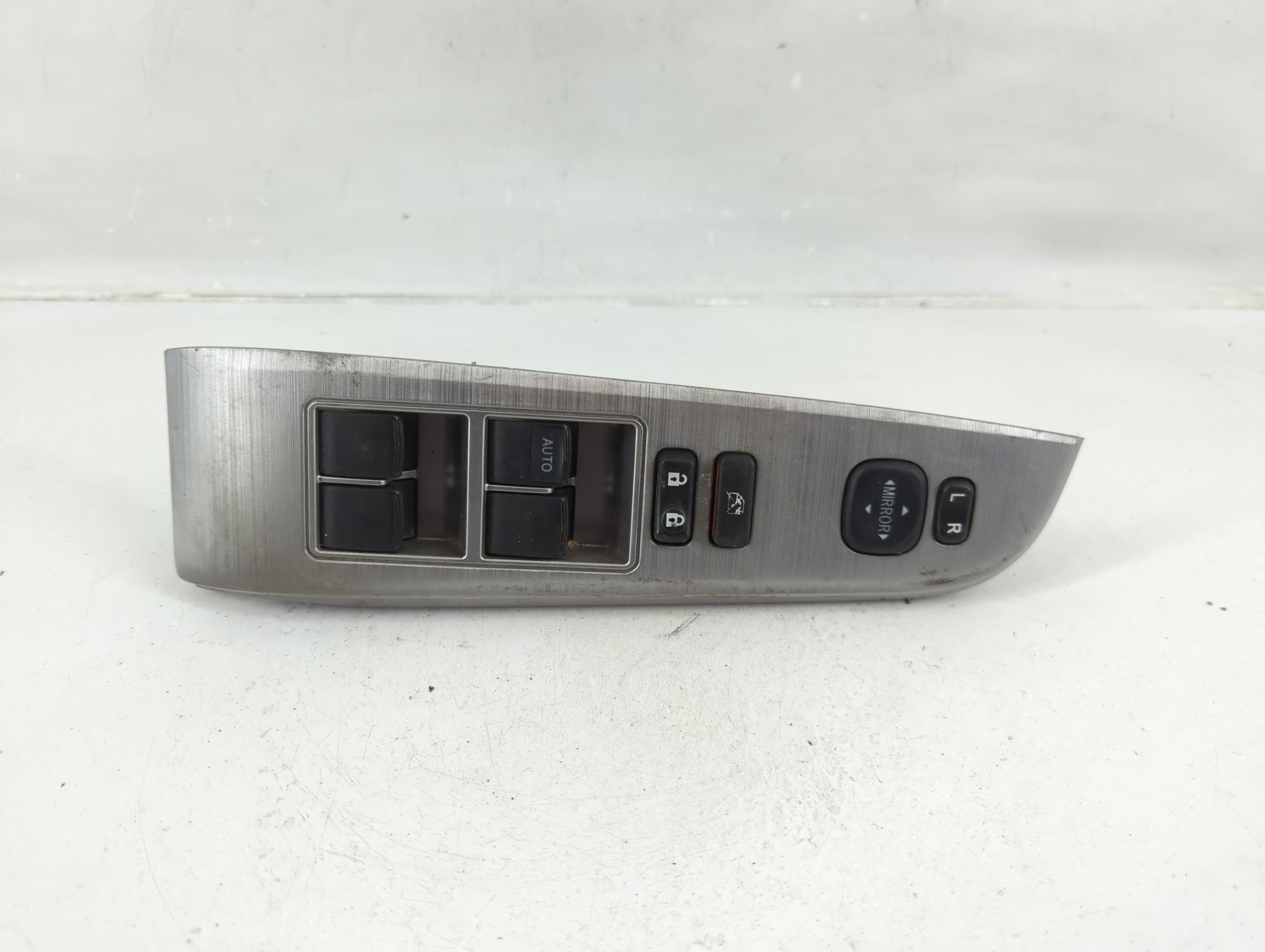 2007-2014 Toyota Camry Driver Left Door Master Power Window Switch 1149107 - Oemusedautoparts1.com