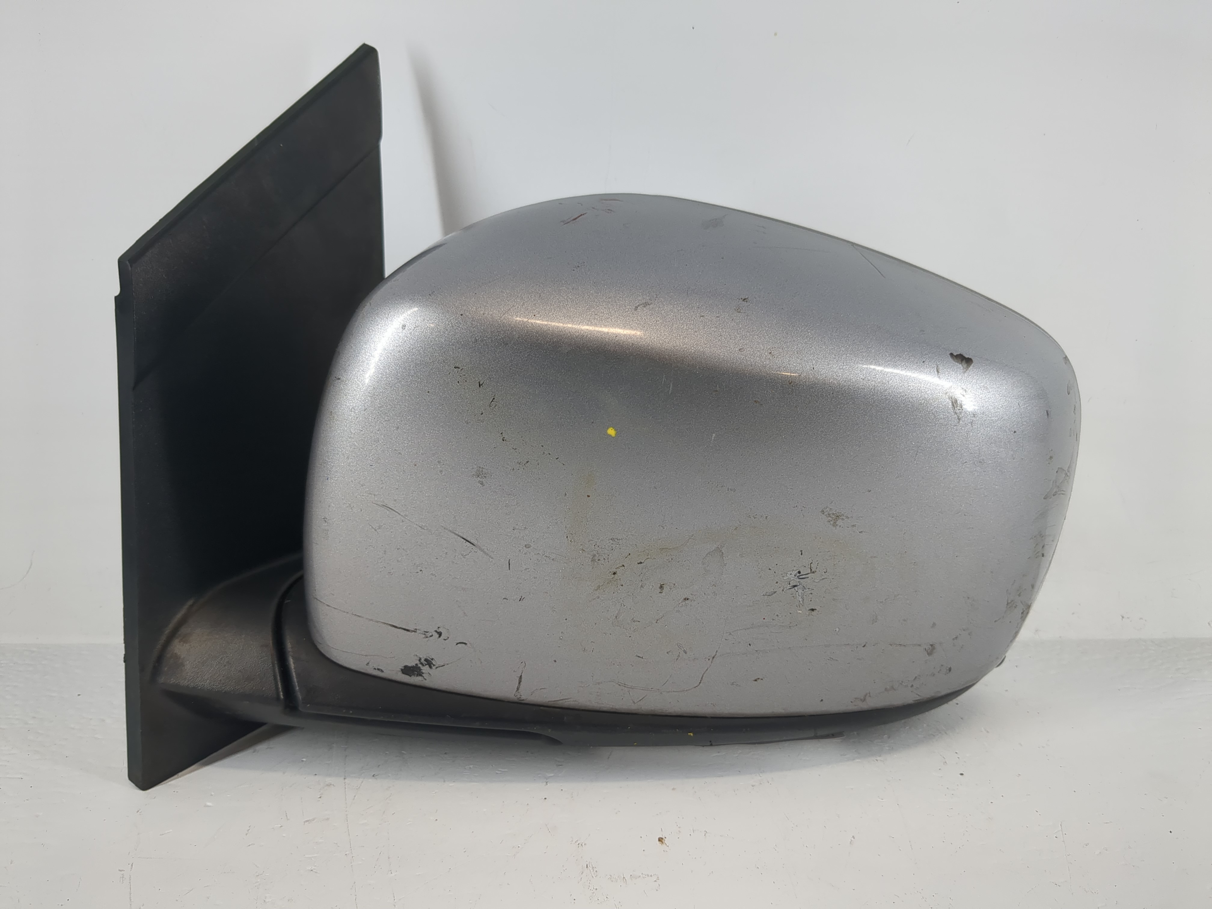Dodge Caravan Driver Left Side View Power Door Mirror Silver 1149122 - Oemusedautoparts1.com