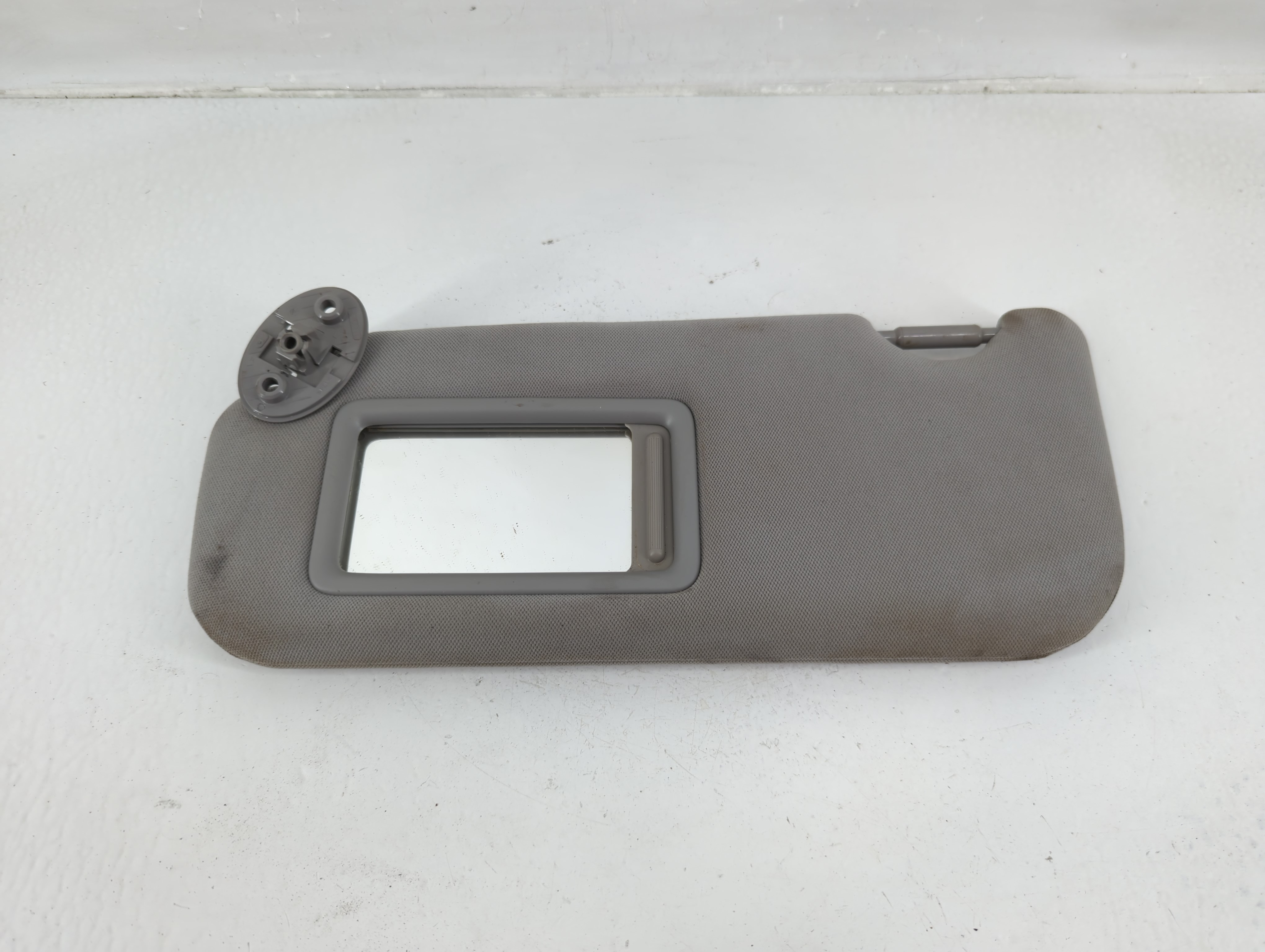 Picture of 2018-2022 Toyota Camry Driver Sun Visor Mirror Left Sunvisor Grey 1149133