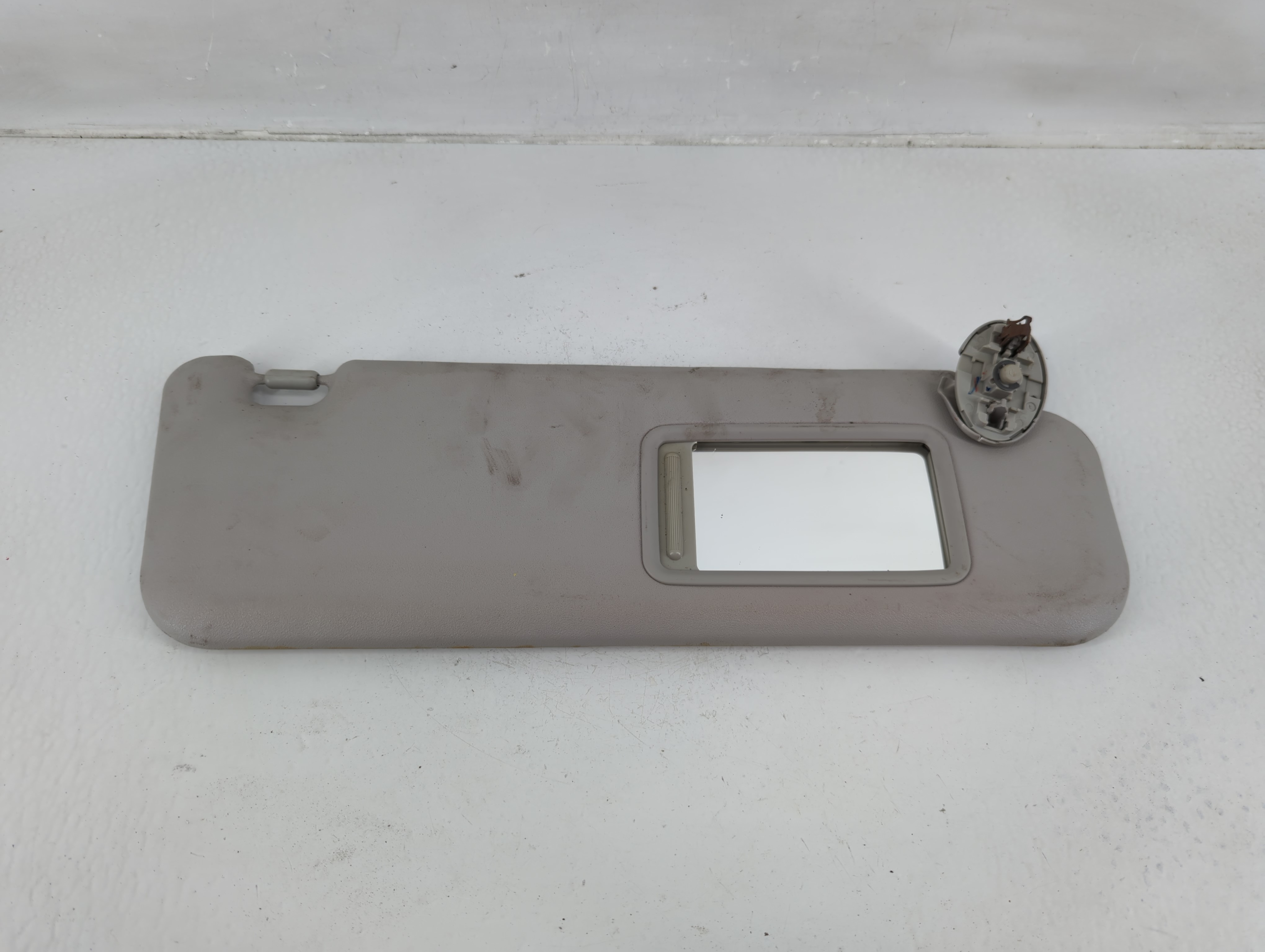 2008-2015 Scion Xb Passenger Sun Visor Mirror Right Sunvisor Grey 1149135 - Oemusedautoparts1.com