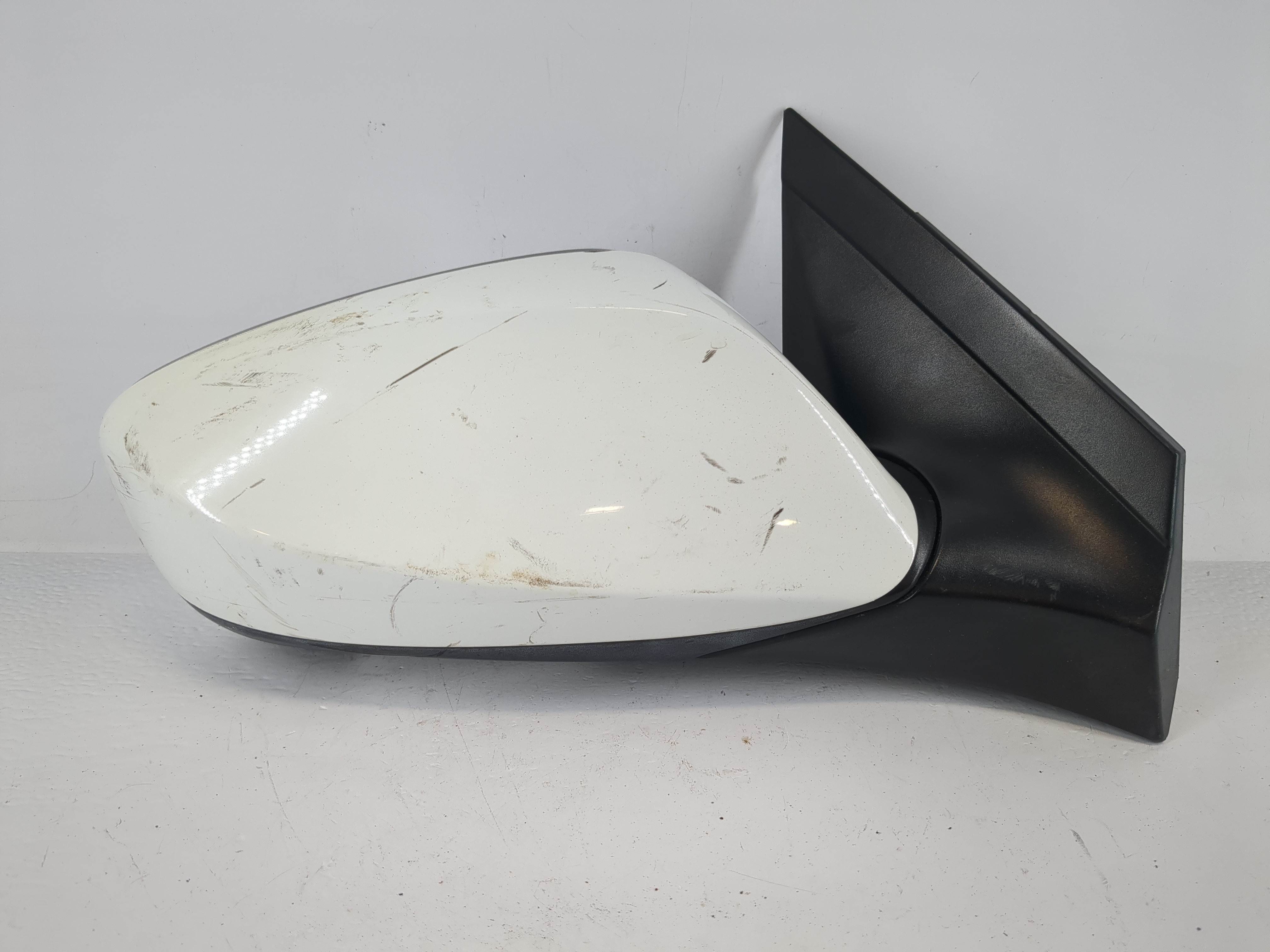 2012-2014 Hyundai Accent Passenger Right Side View Power Door Mirror 1149168 - Oemusedautoparts1.com