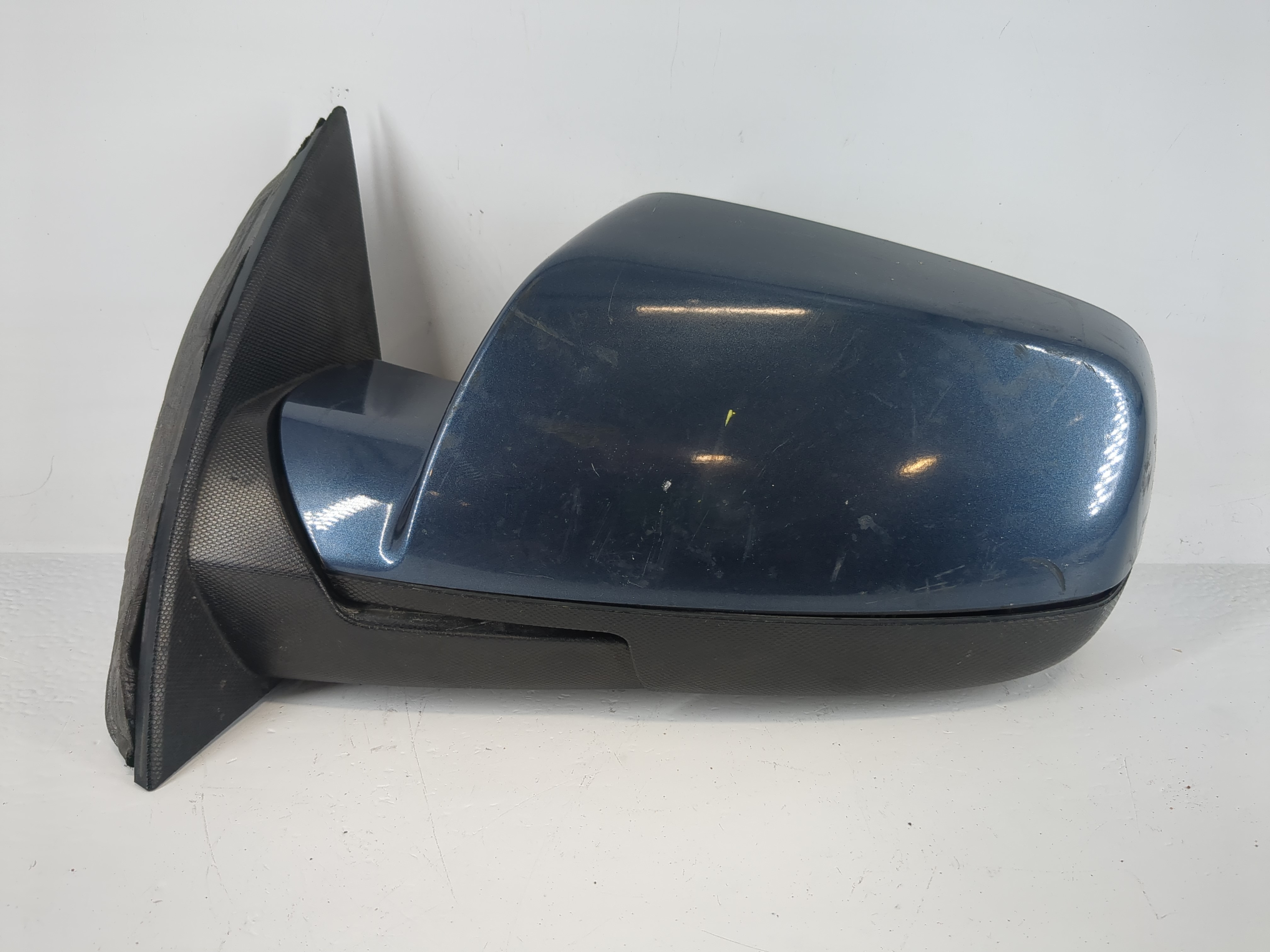 2015-2017 Chevrolet Equinox Driver Left Side View Power Door Mirror 1149171 - Oemusedautoparts1.com