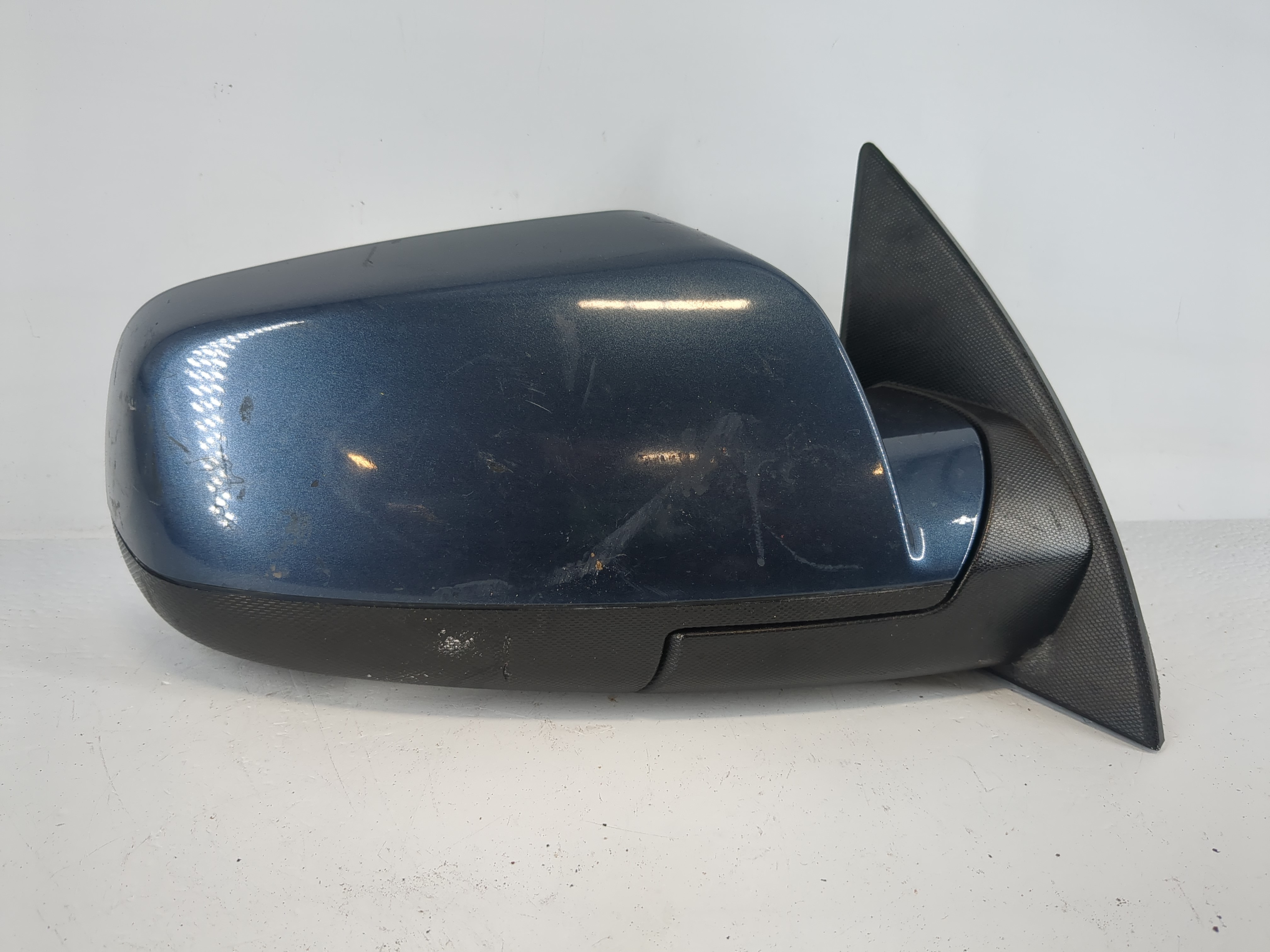 2015-2017 Chevrolet Equinox Passenger Right Side View Power Door Mirror 1149177 - Oemusedautoparts1.com