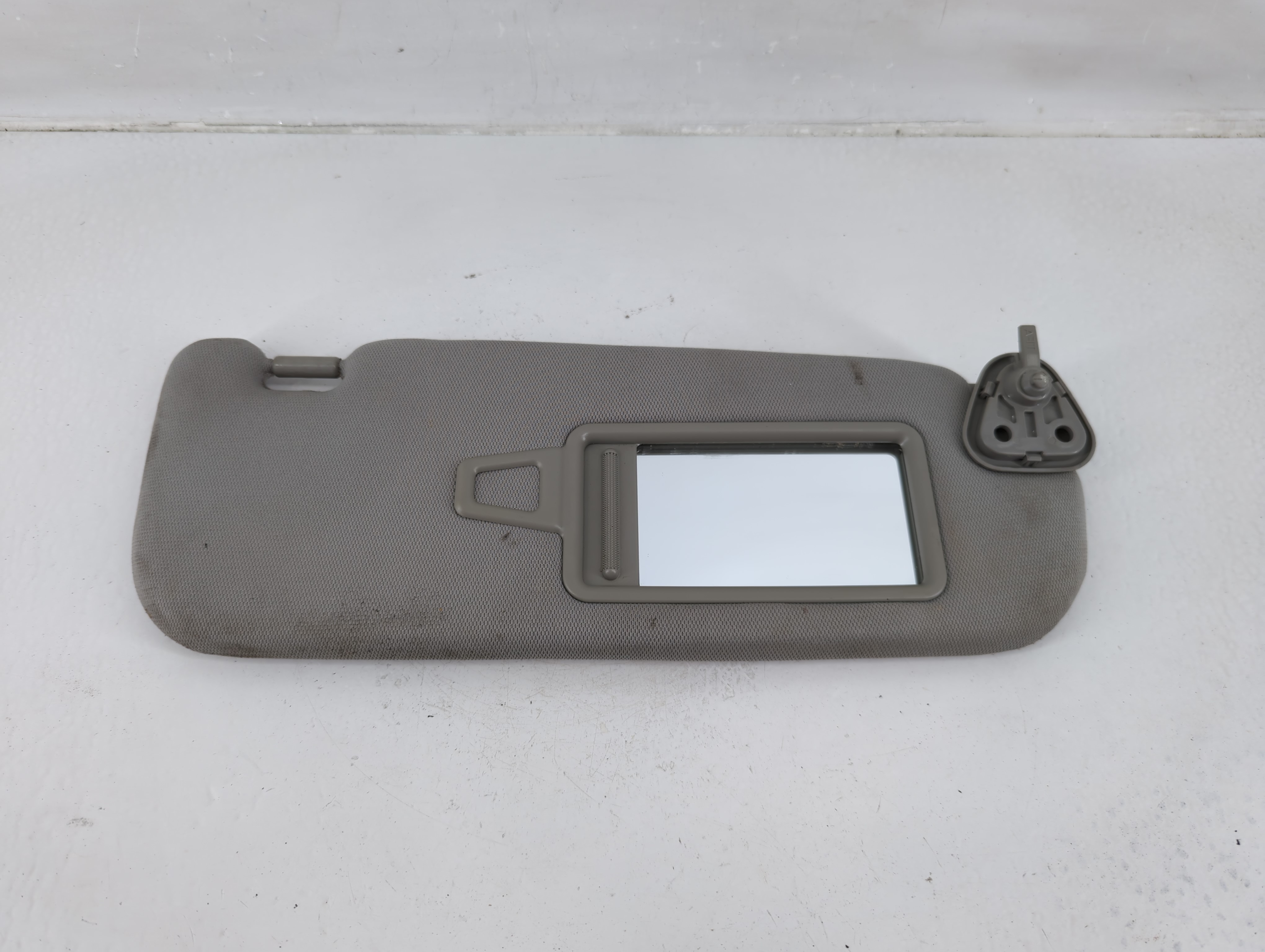 2011-2016 Kia Optima Driver Sun Visor Mirror Left Sunvisor Grey 1149191 - Oemusedautoparts1.com