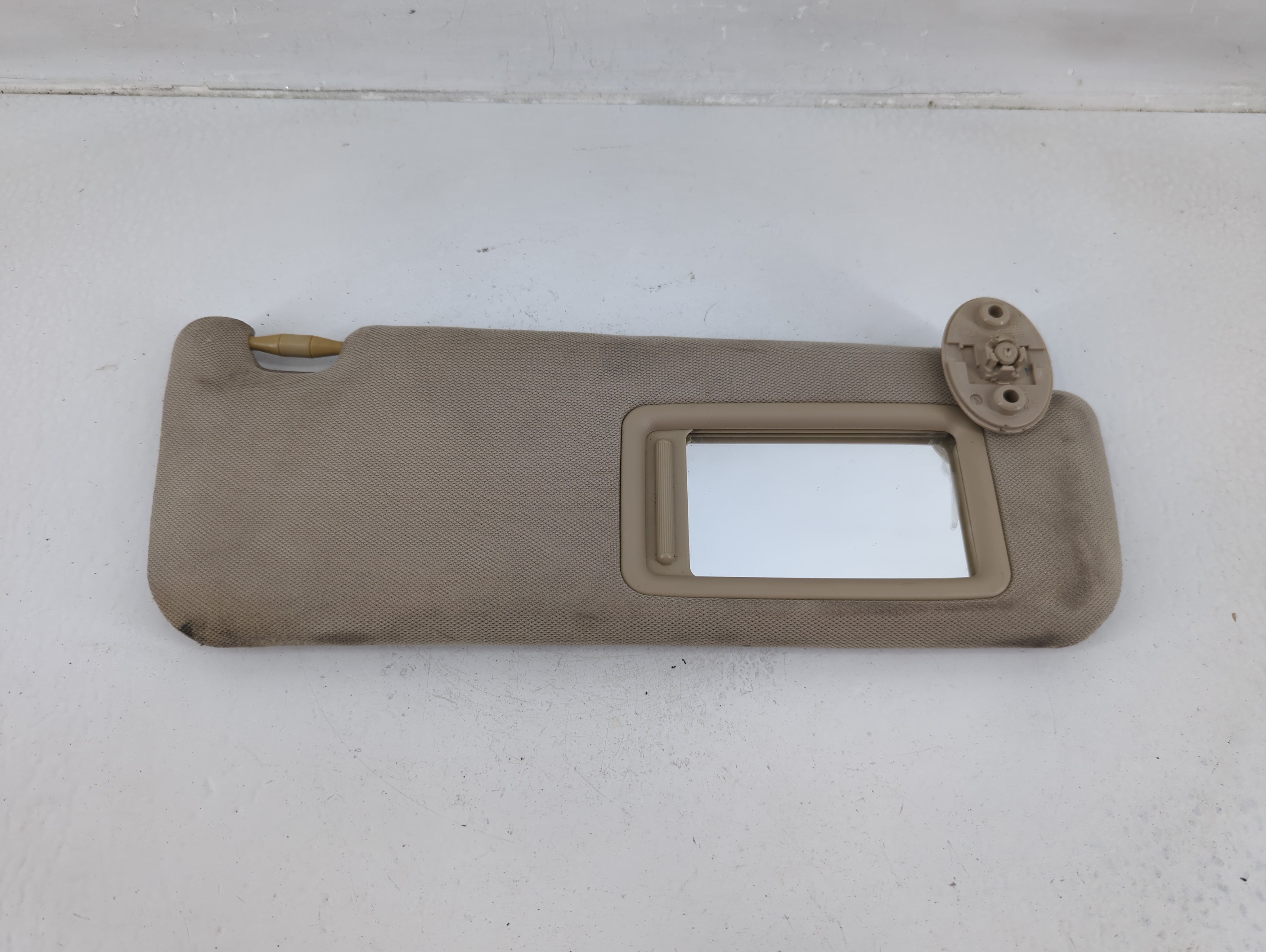 2012-2017 Toyota Camry Driver Sun Visor Mirror Left Sunvisor Tan 1149196 - Oemusedautoparts1.com