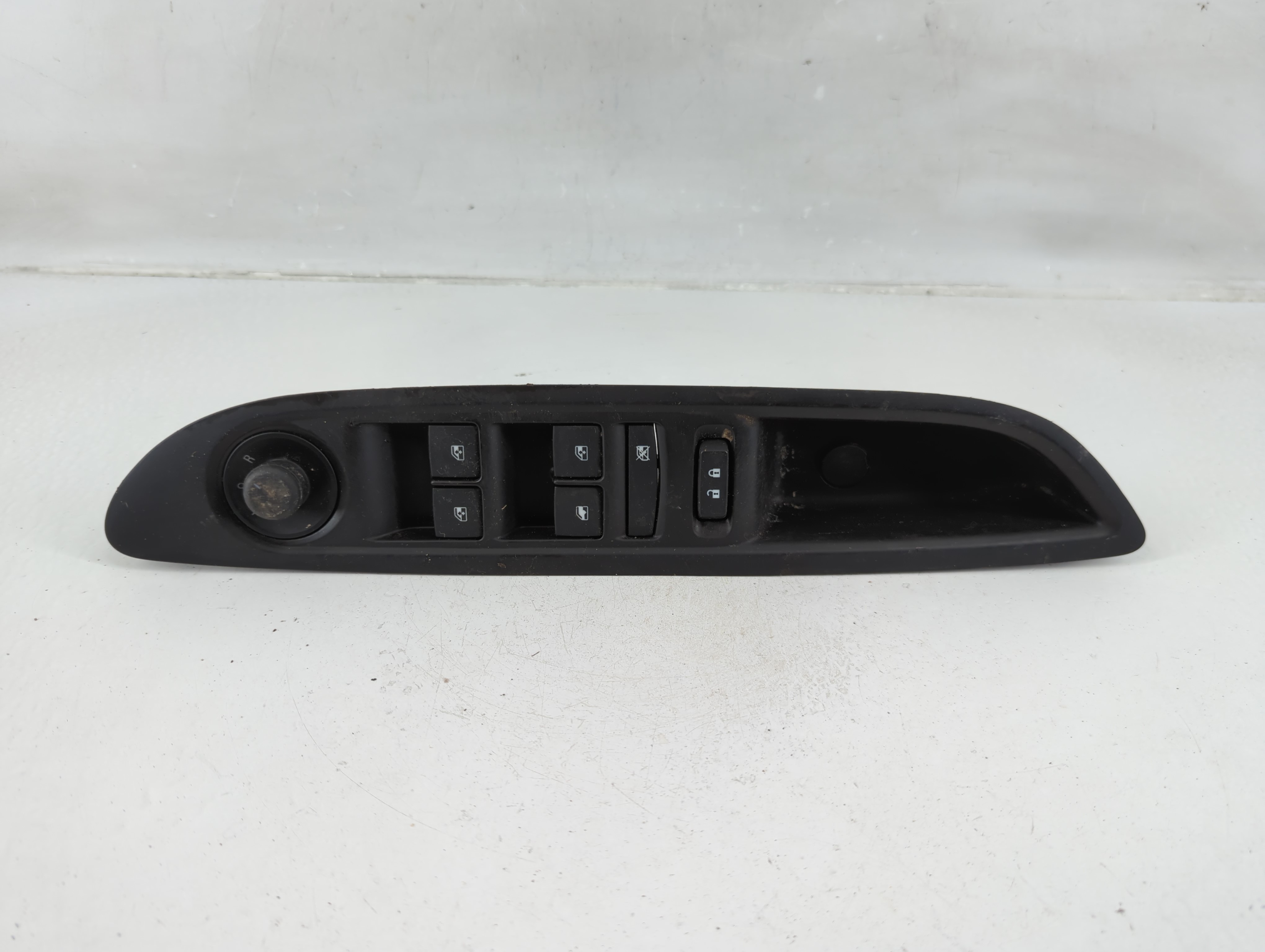 2013-2016 Buick Encore Driver Left Door Master Power Window Switch 1149203 - Oemusedautoparts1.com
