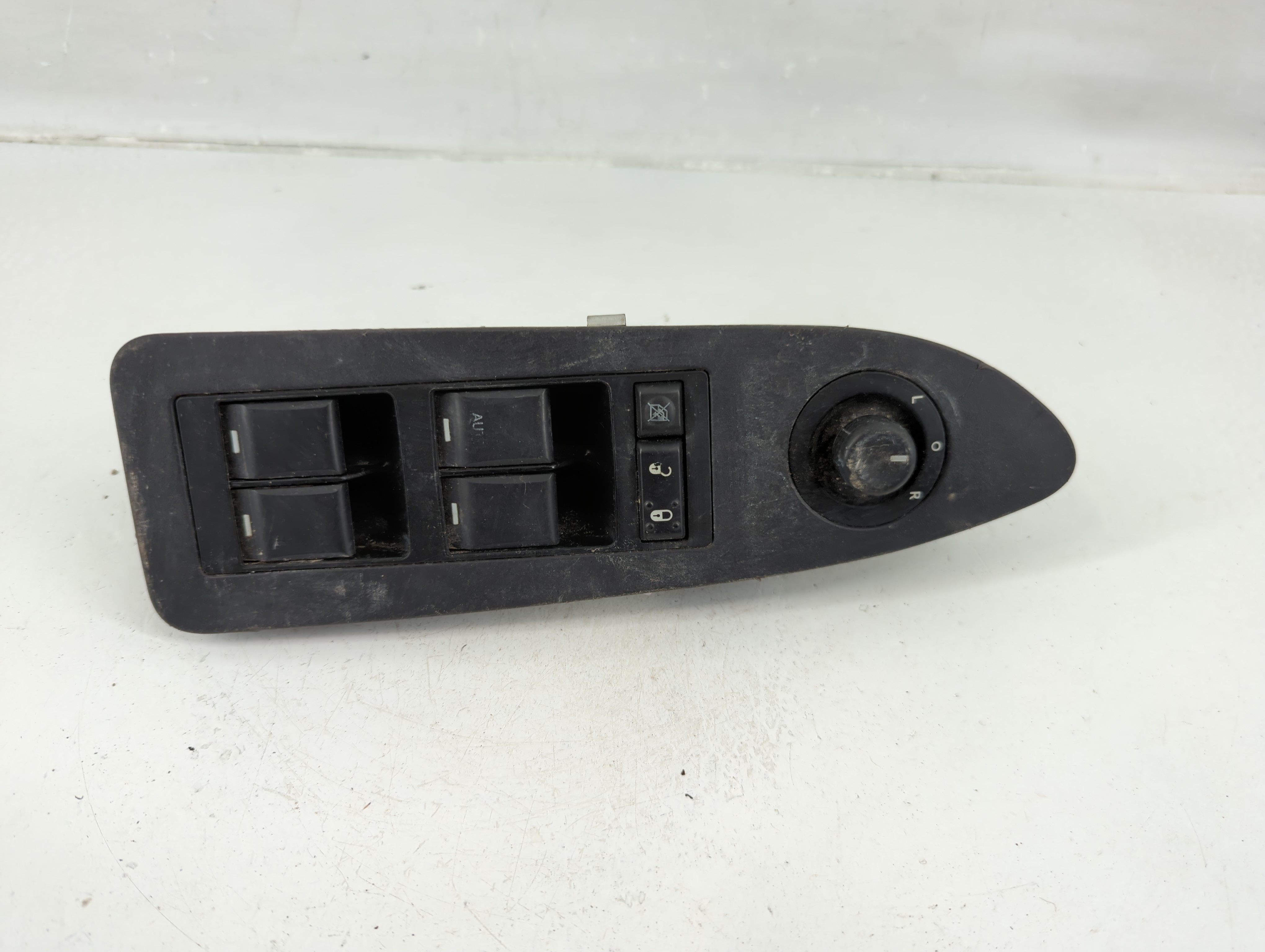 Picture of 2006-2006 Dodge Durango Driver Left Door Master Power Window Switch 1149211