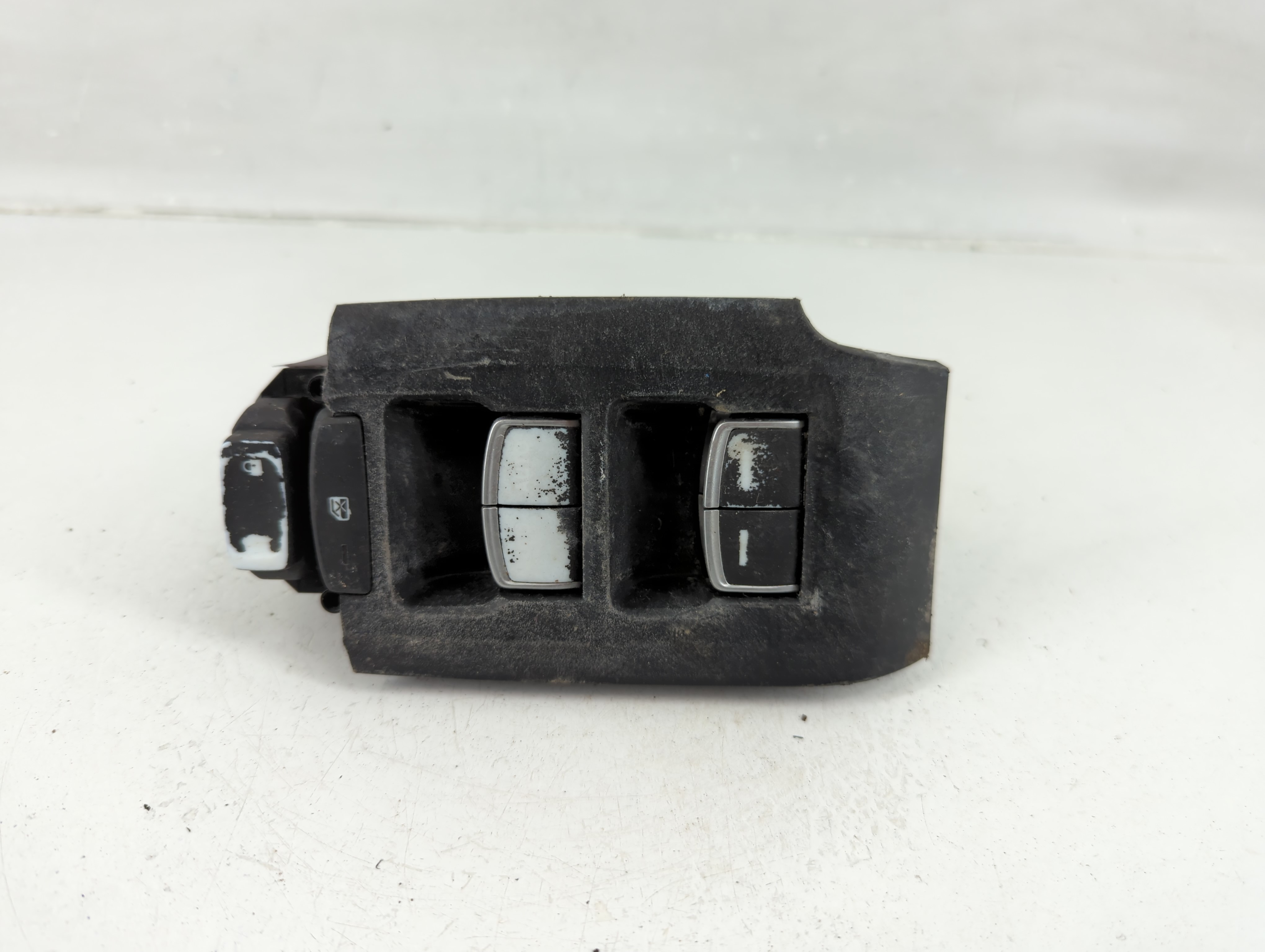 2018-2022 Honda Accord Driver Left Door Master Power Window Switch 1149216 - Oemusedautoparts1.com