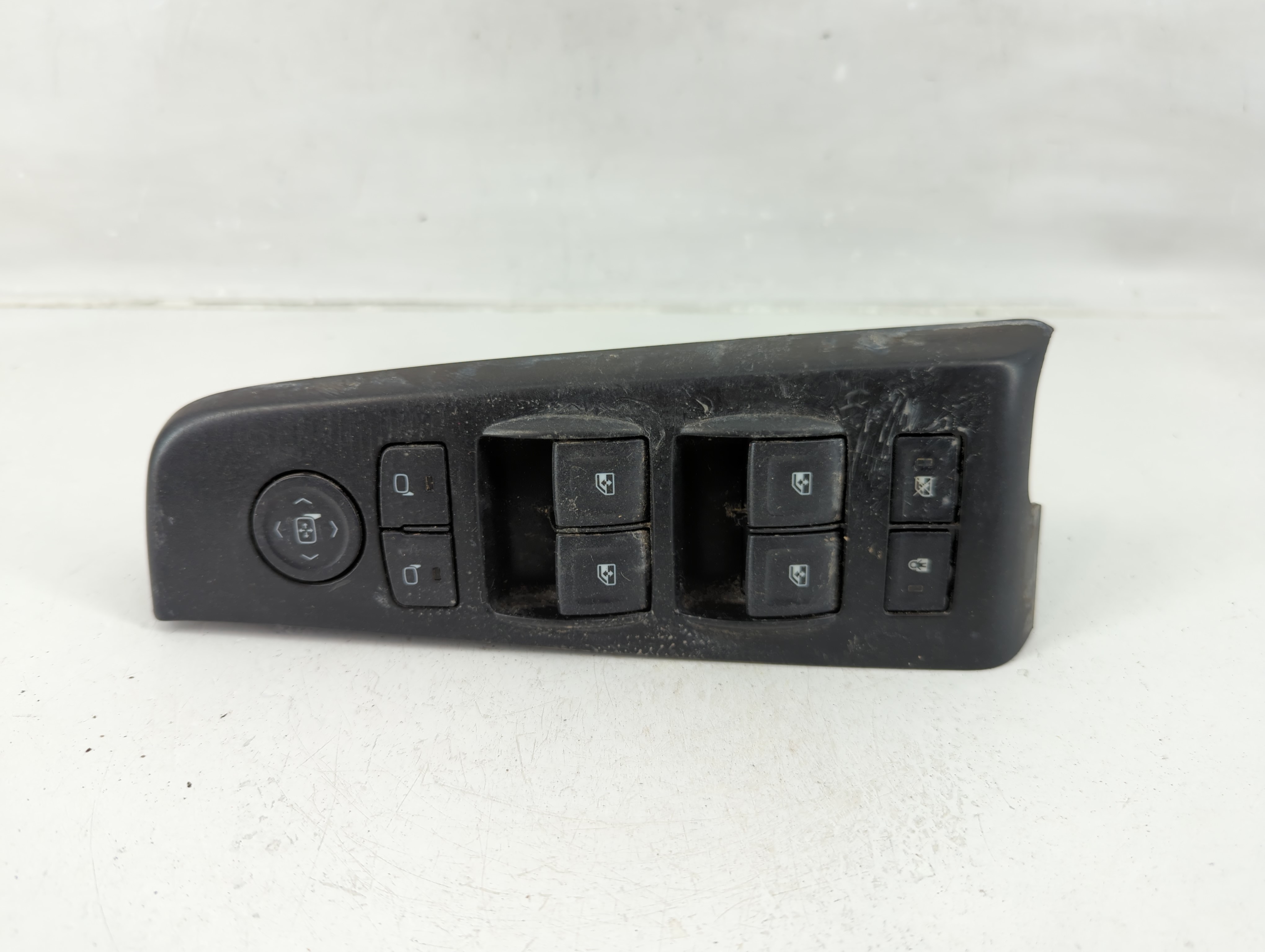 Gmc Yukon Xl 1500 Driver Left Door Master Power Window Switch 23427094 1149217 - Oemusedautoparts1.com