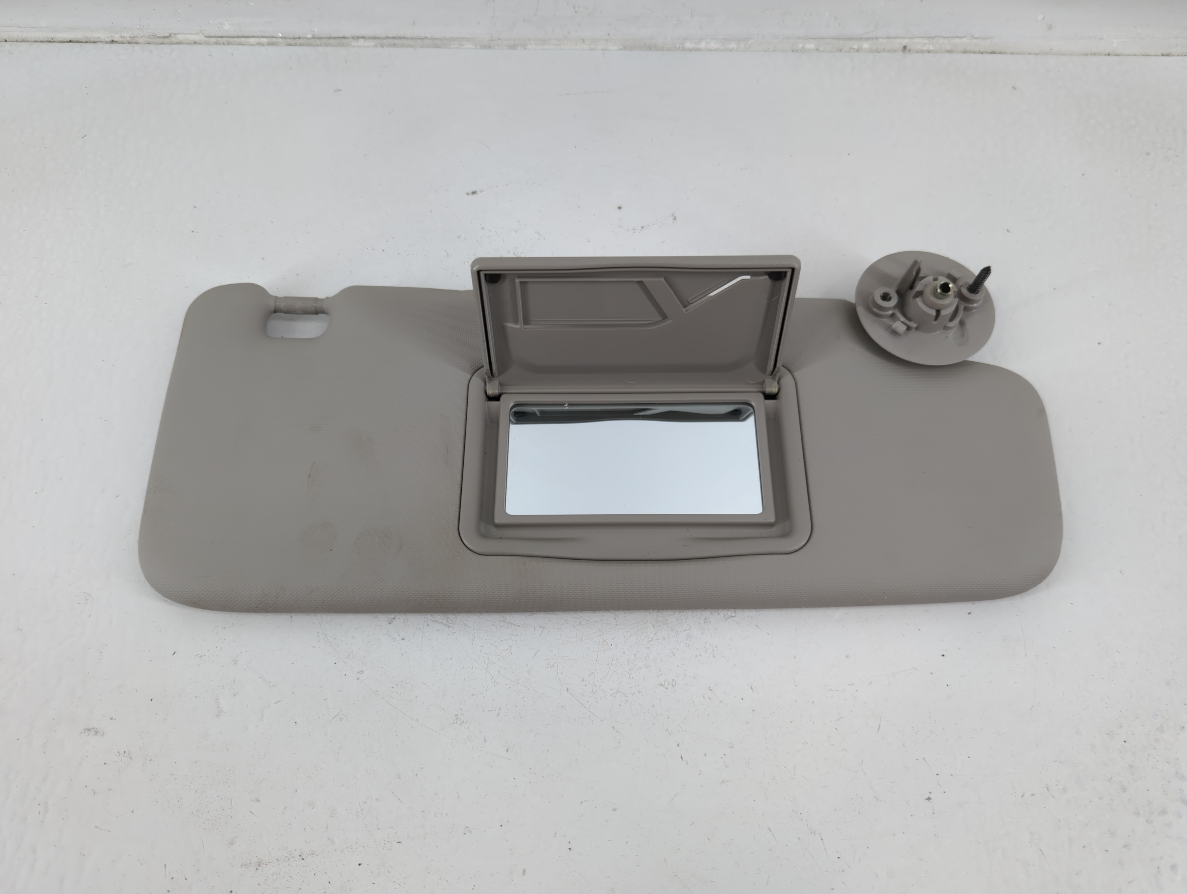 2012-2019 Chevrolet Sonic Driver Sun Visor Mirror Left Sunvisor Grey 1149279 - Oemusedautoparts1.com