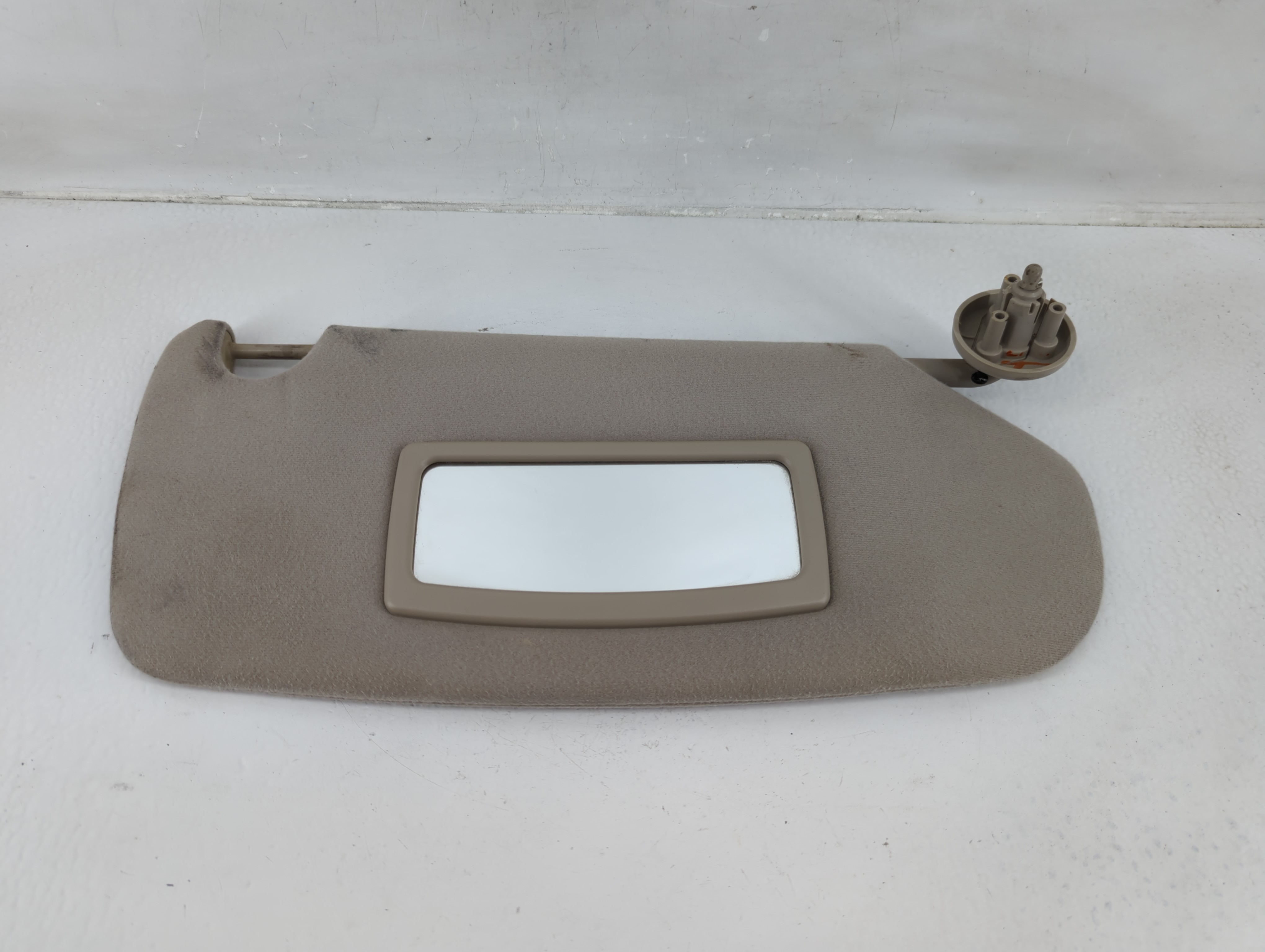 2002-2005 Dodge Ram 1500 Passenger Sun Visor Mirror Right Sunvisor Tan 1149285 - Oemusedautoparts1.com