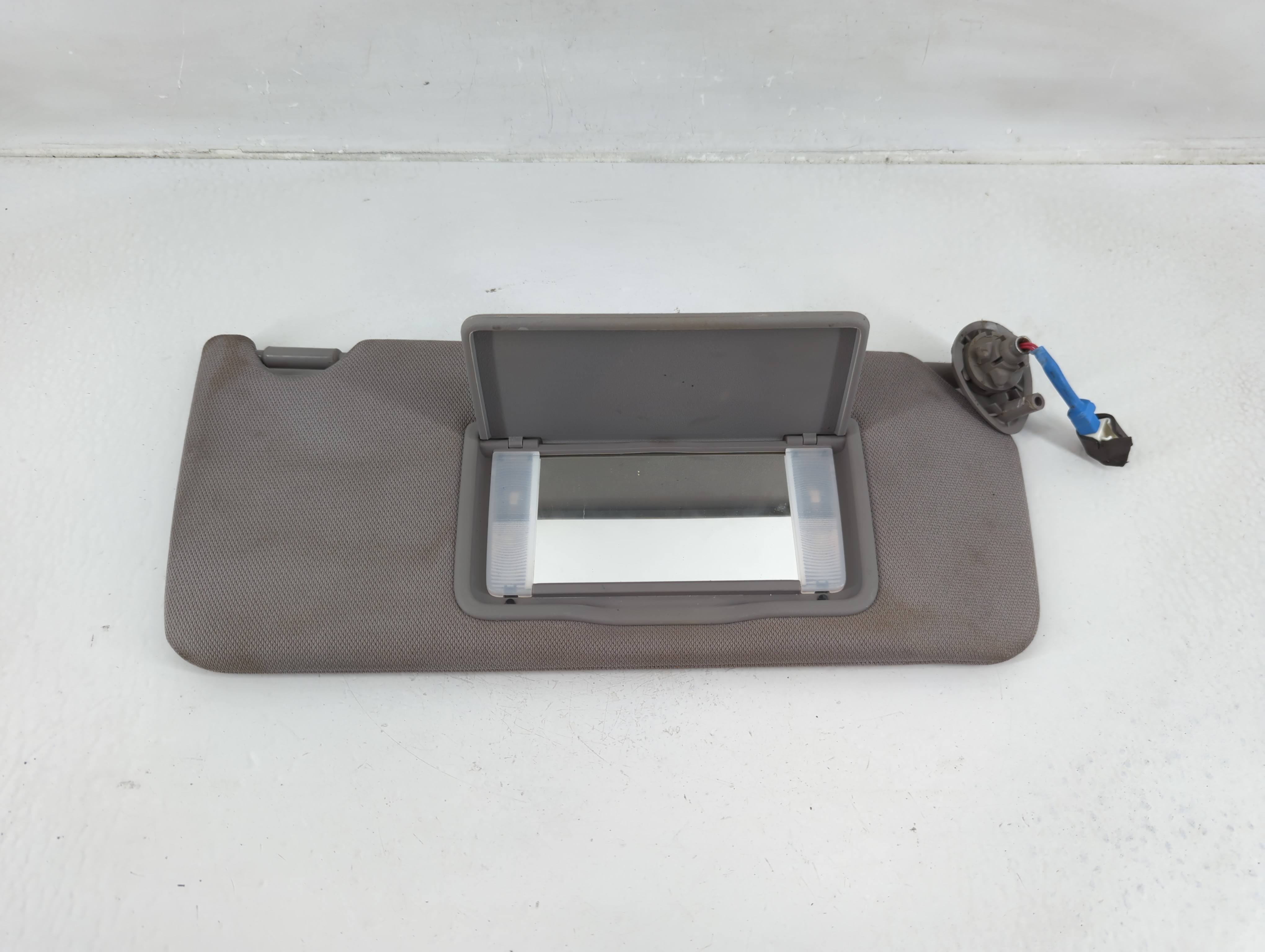 2013-2017 Honda Accord Passenger Sun Visor Mirror Right Sunvisor Grey 1149287 - Oemusedautoparts1.com