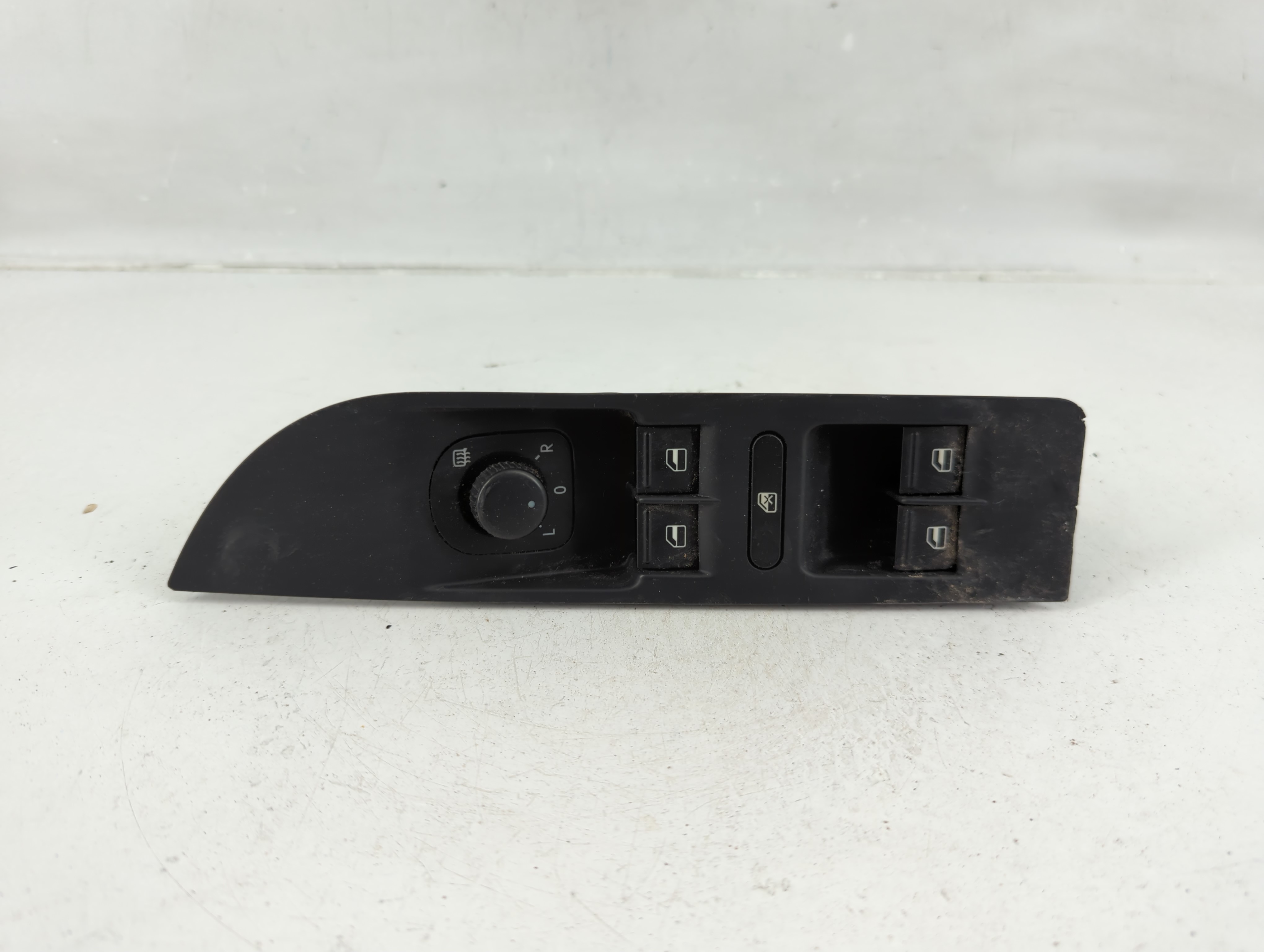 2009-2017 Volkswagen Cc Driver Left Door Master Power Window Switch 1149293 - Oemusedautoparts1.com