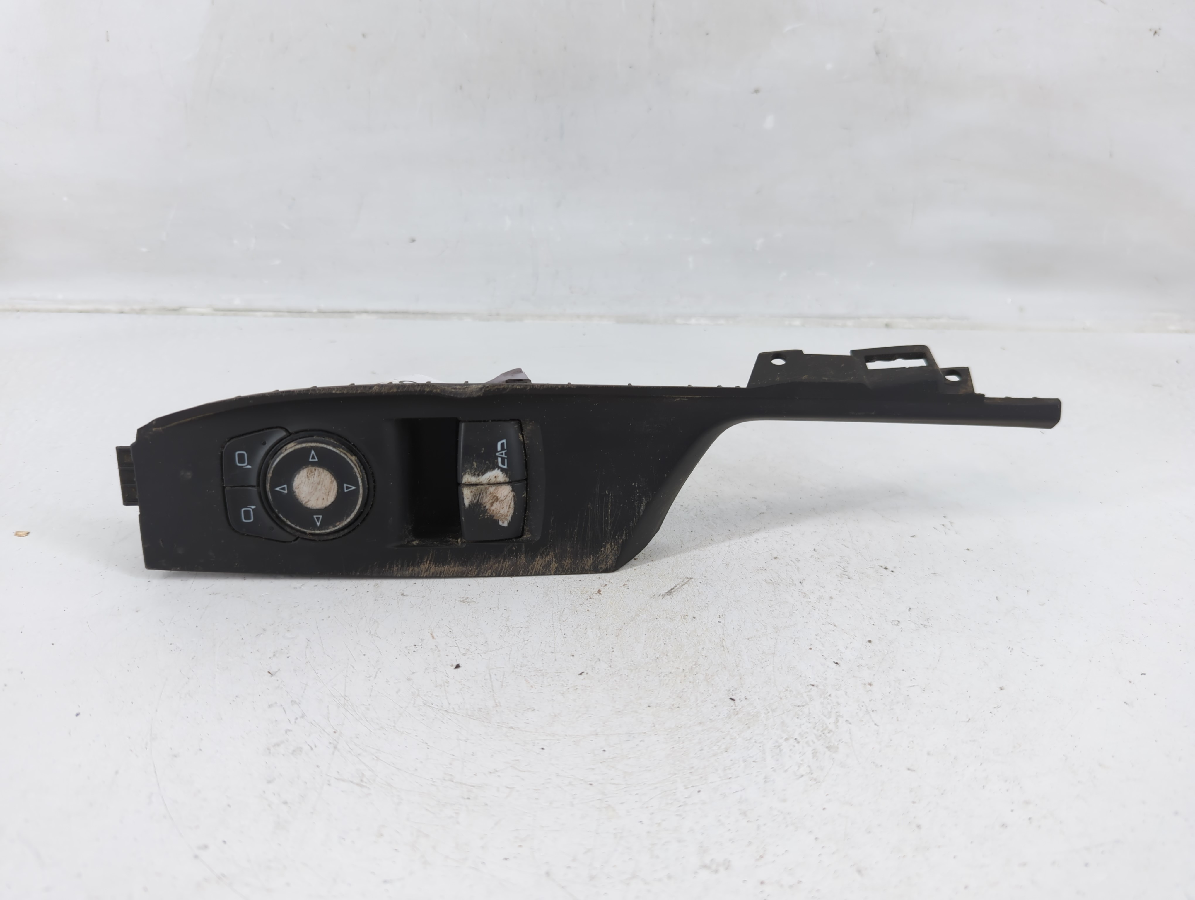 2016-2021 Chevrolet Camaro Driver Left Door Master Power Window Switch 1149311 - Oemusedautoparts1.com