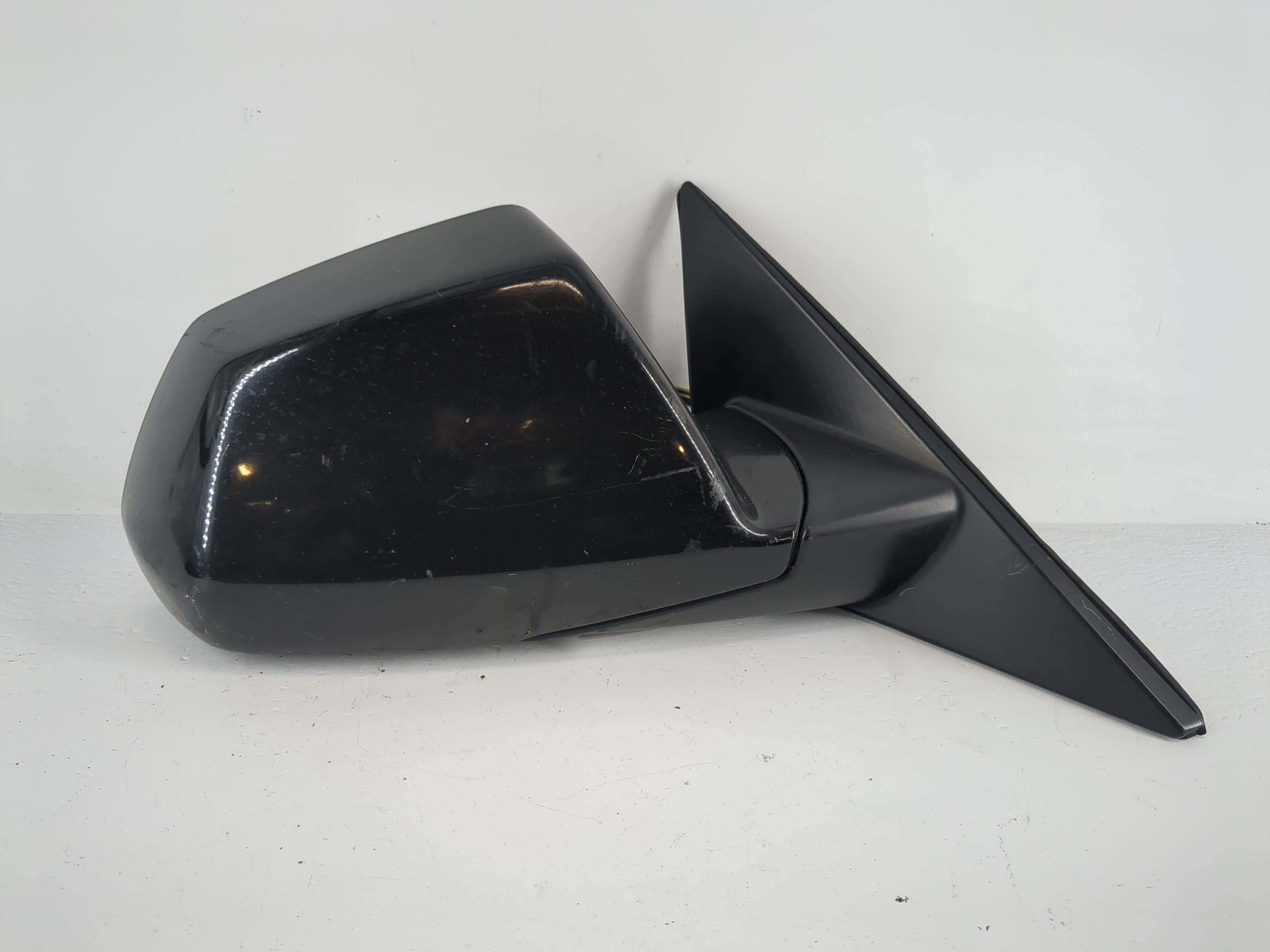 2008-2013 Cadillac Cts Passenger Right Side View Power Door Mirror Black 1149324 - Oemusedautoparts1.com