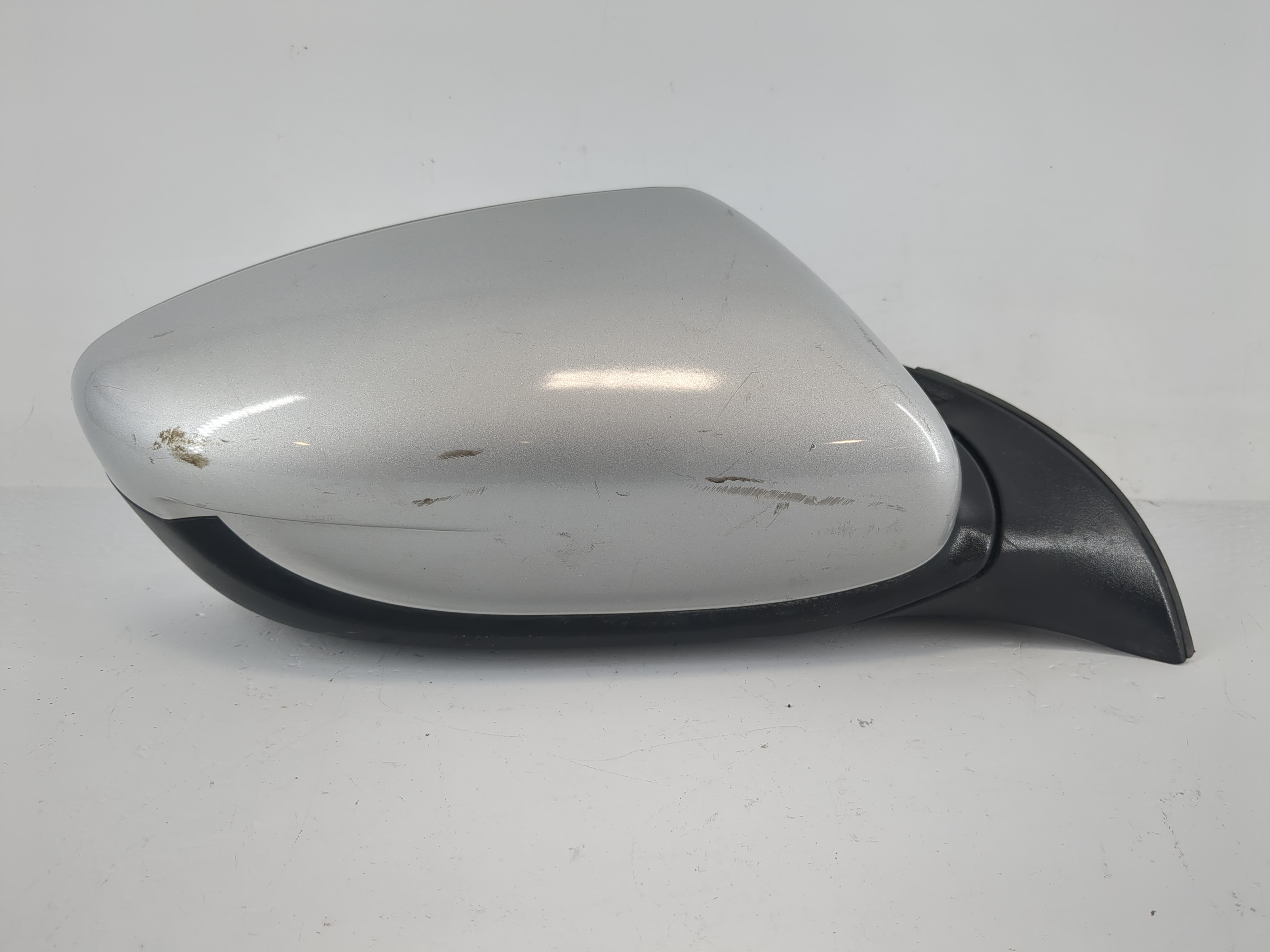 Picture of 2016-2018 Kia Forte Passenger Right Side View Power Door Mirror Silver 1149331