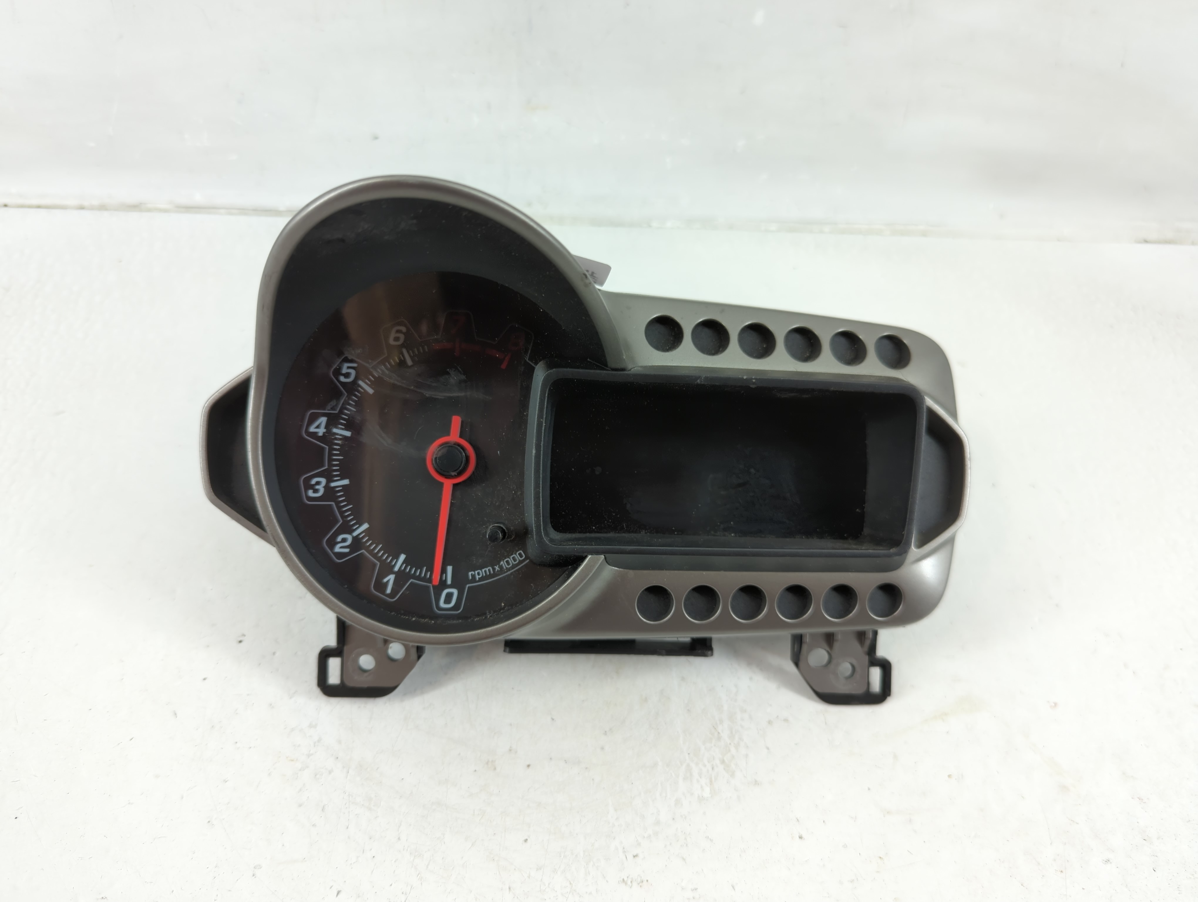 2013-2014 Chevrolet Sonic Speedometer Instrument Cluster Gauges 1149341 - Oemusedautoparts1.com