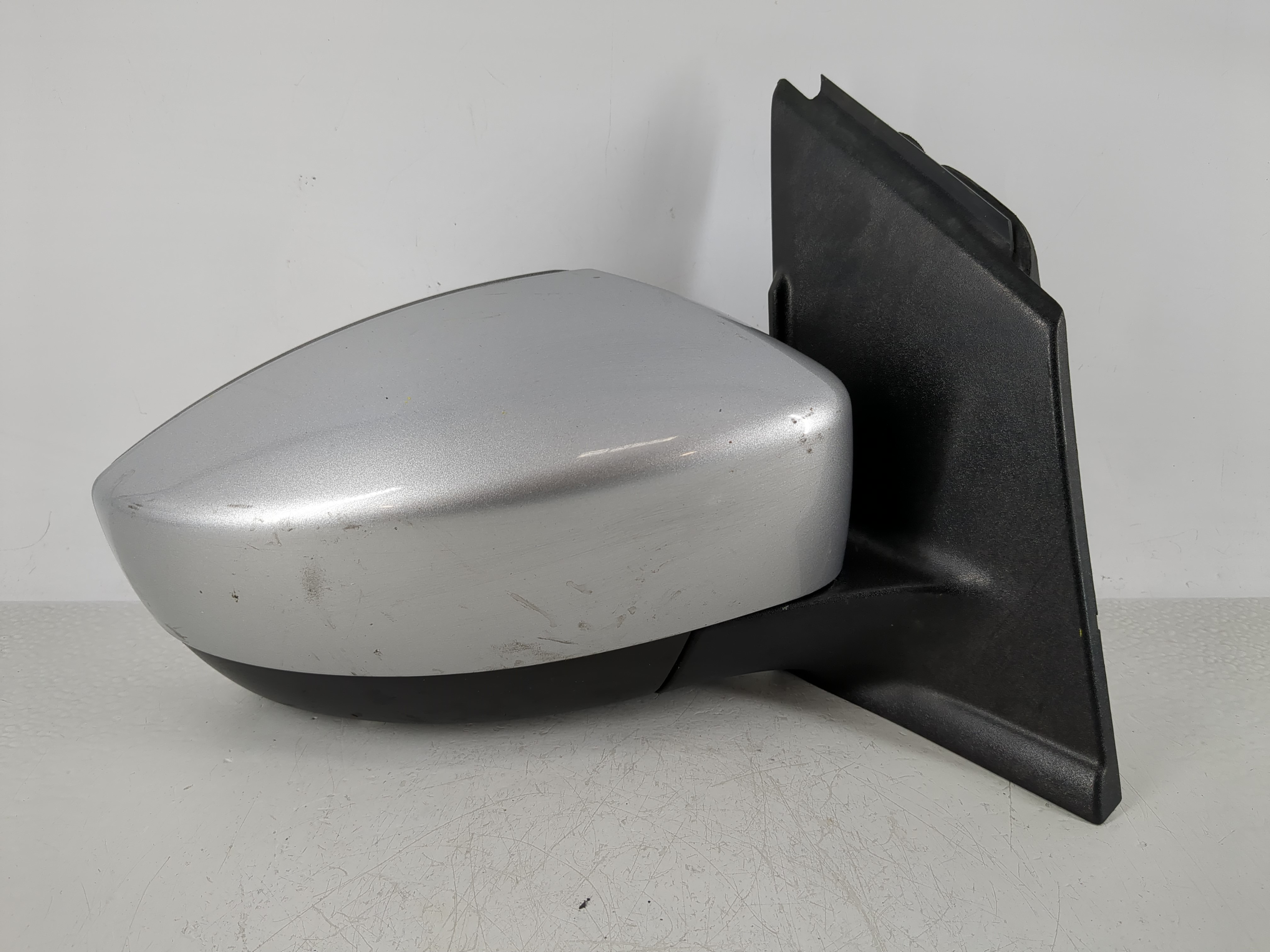Picture of 2017-2019 Ford Escape Passenger Right Side View Power Door Mirror Silver 1149343