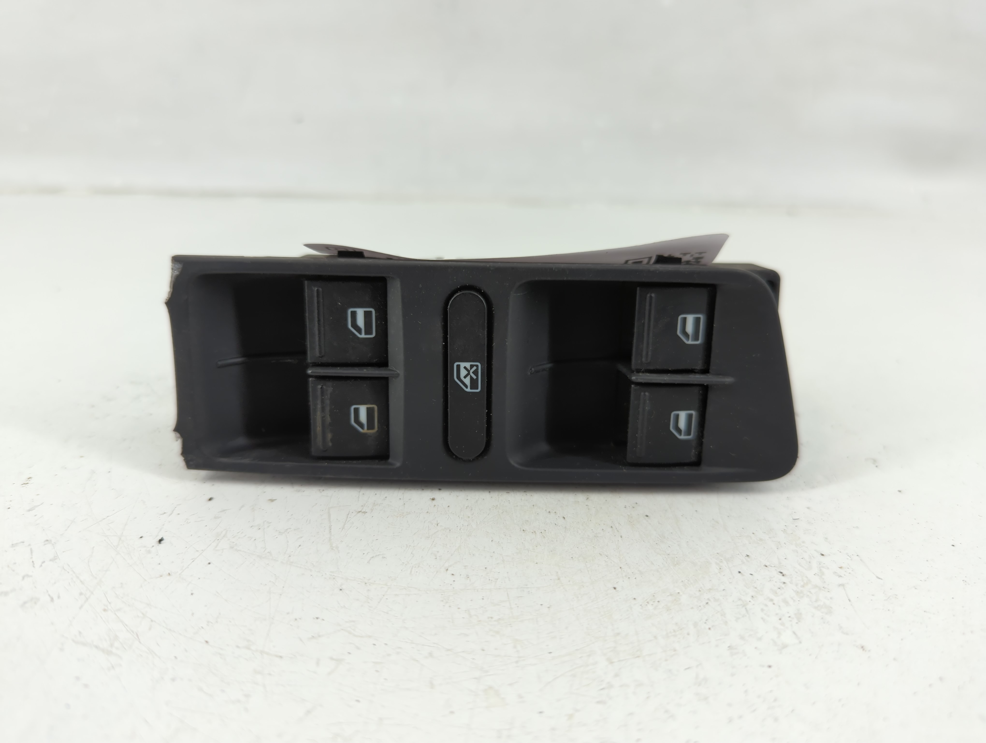 2009-2018 Volkswagen Tiguan Driver Left Door Master Power Window Switch 1149358 - Oemusedautoparts1.com