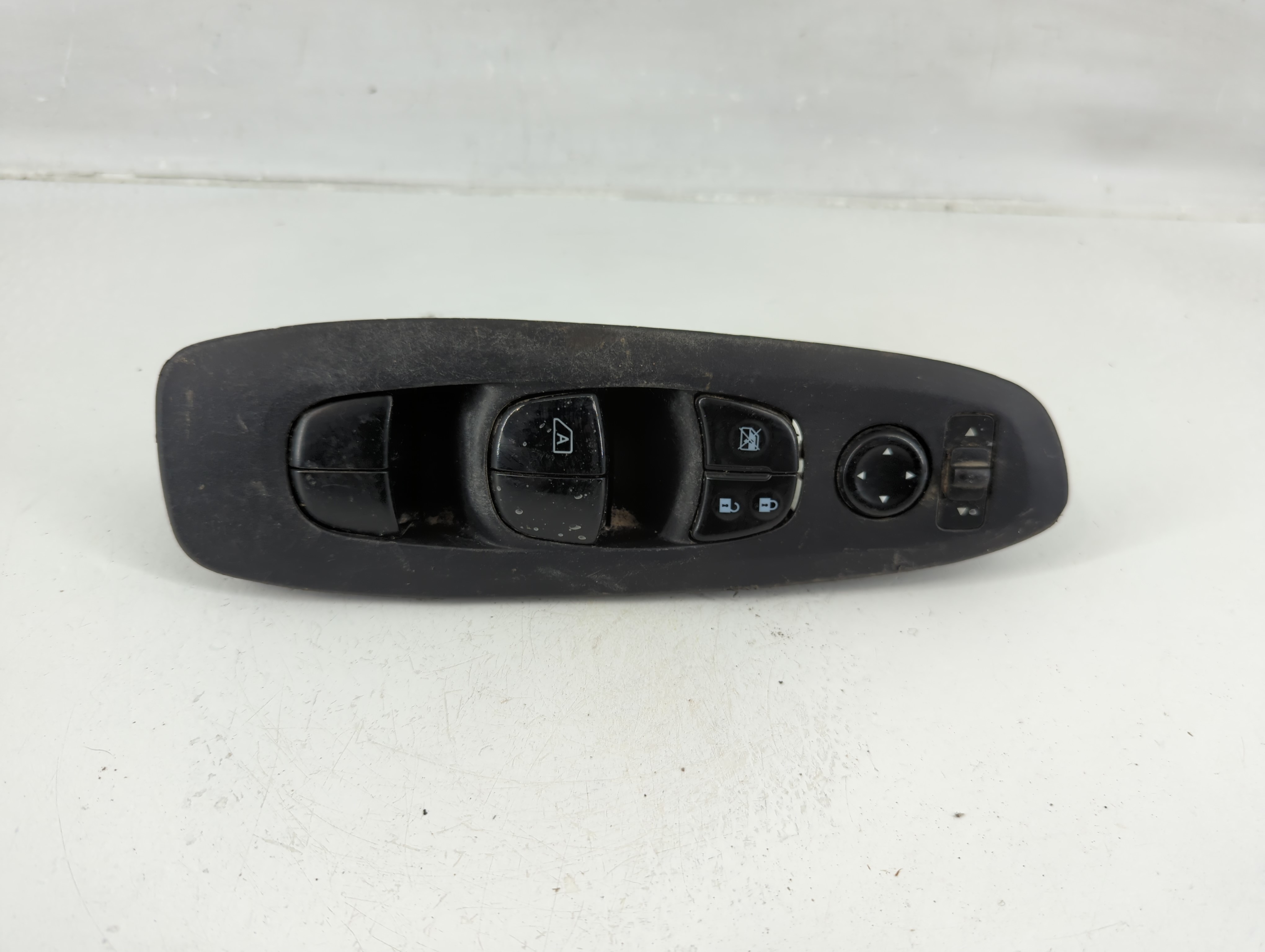 2013-2020 Nissan Pathfinder Driver Left Door Master Power Window Switch 1149361 - Oemusedautoparts1.com